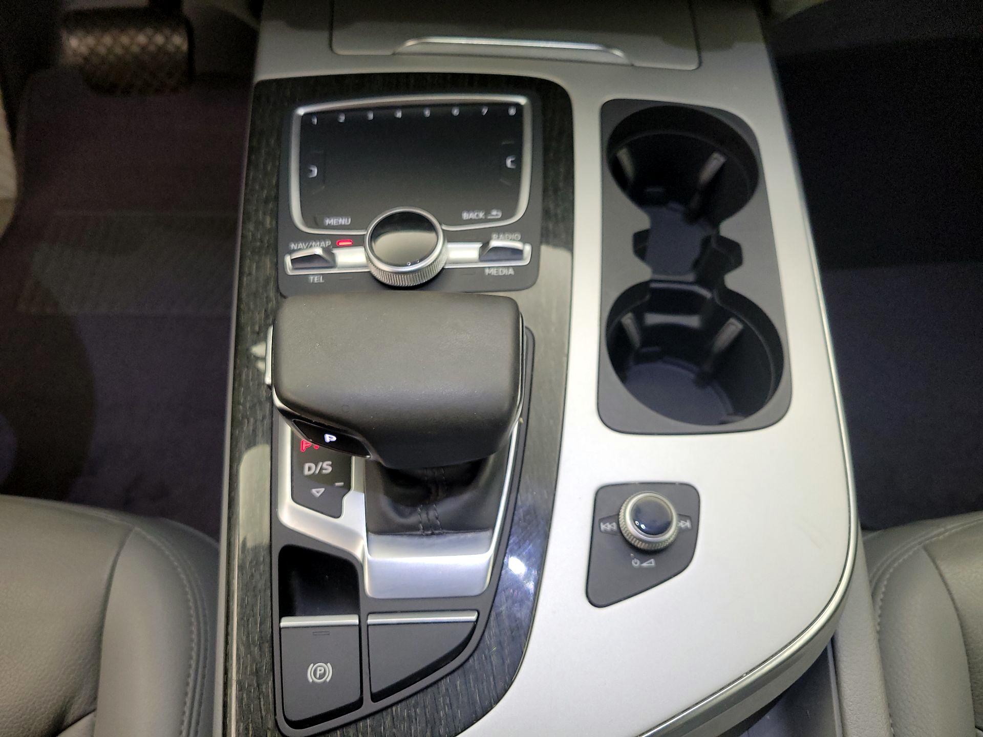 Thumbnail: 2019 Audi Q7 - 18