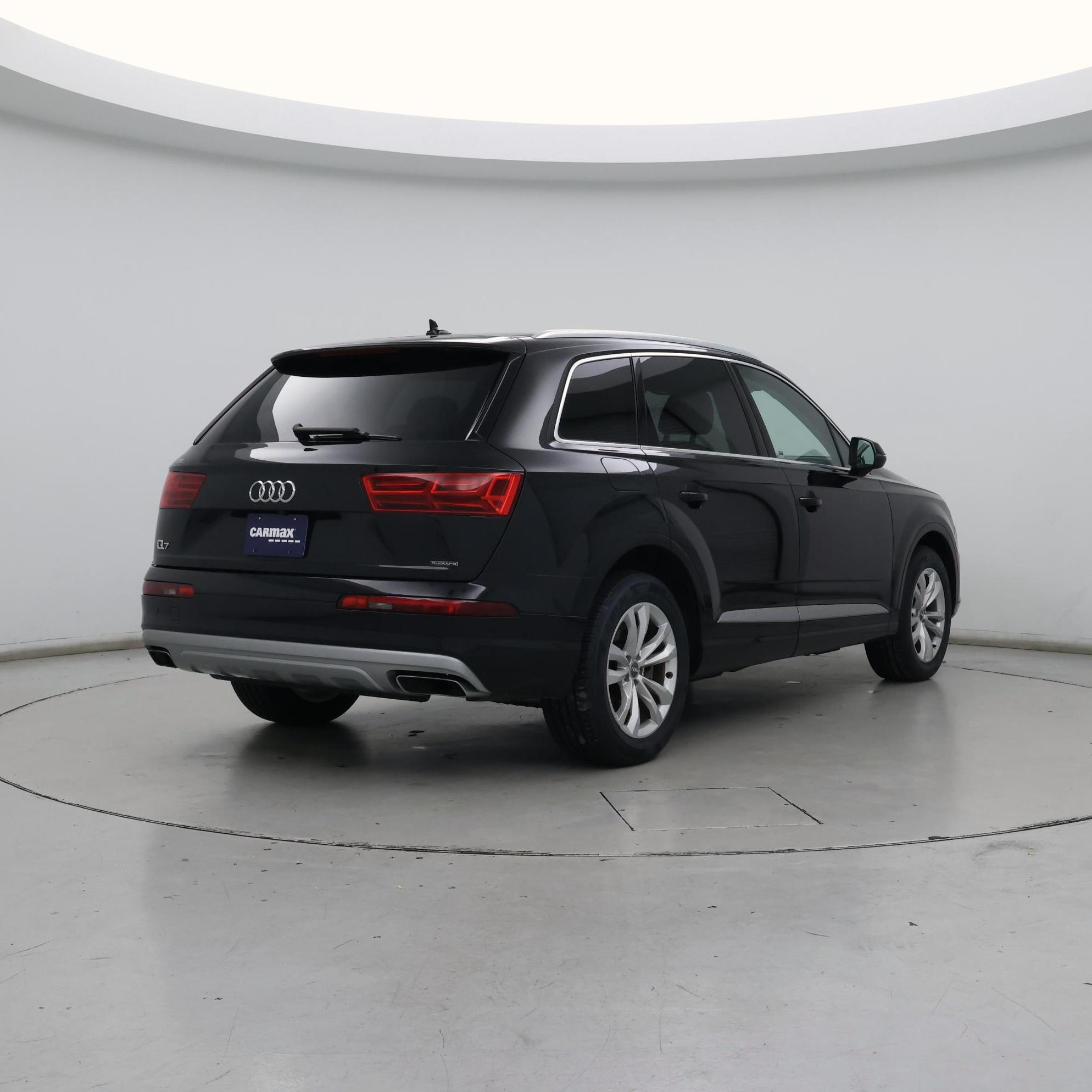 Thumbnail: 2019 Audi Q7 - 8