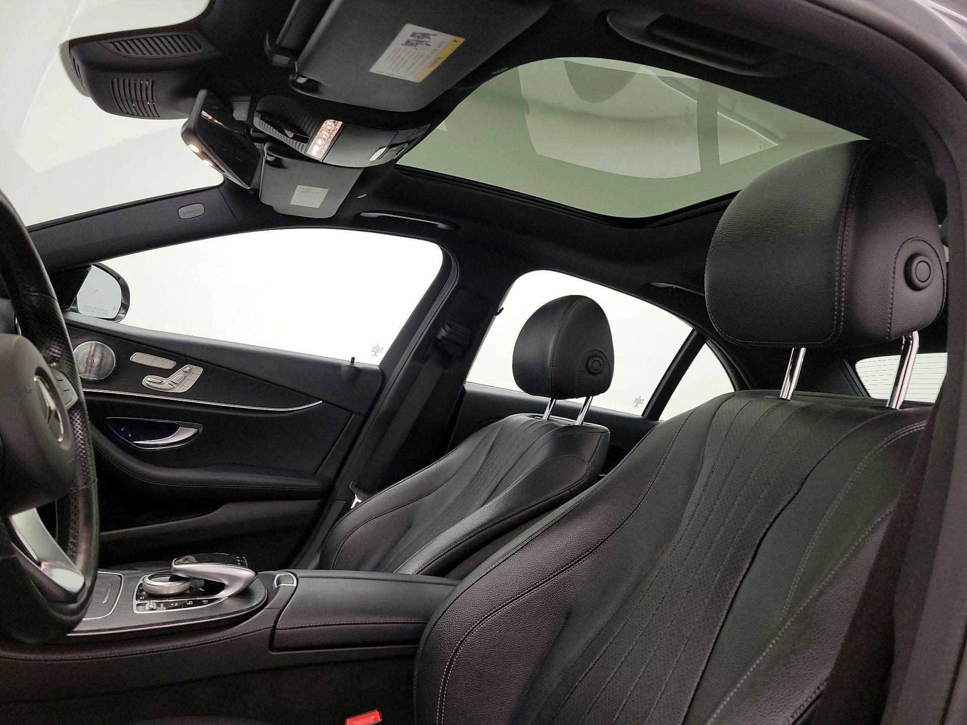 Thumbnail: 2018 Mercedes-Benz E-Class - 20