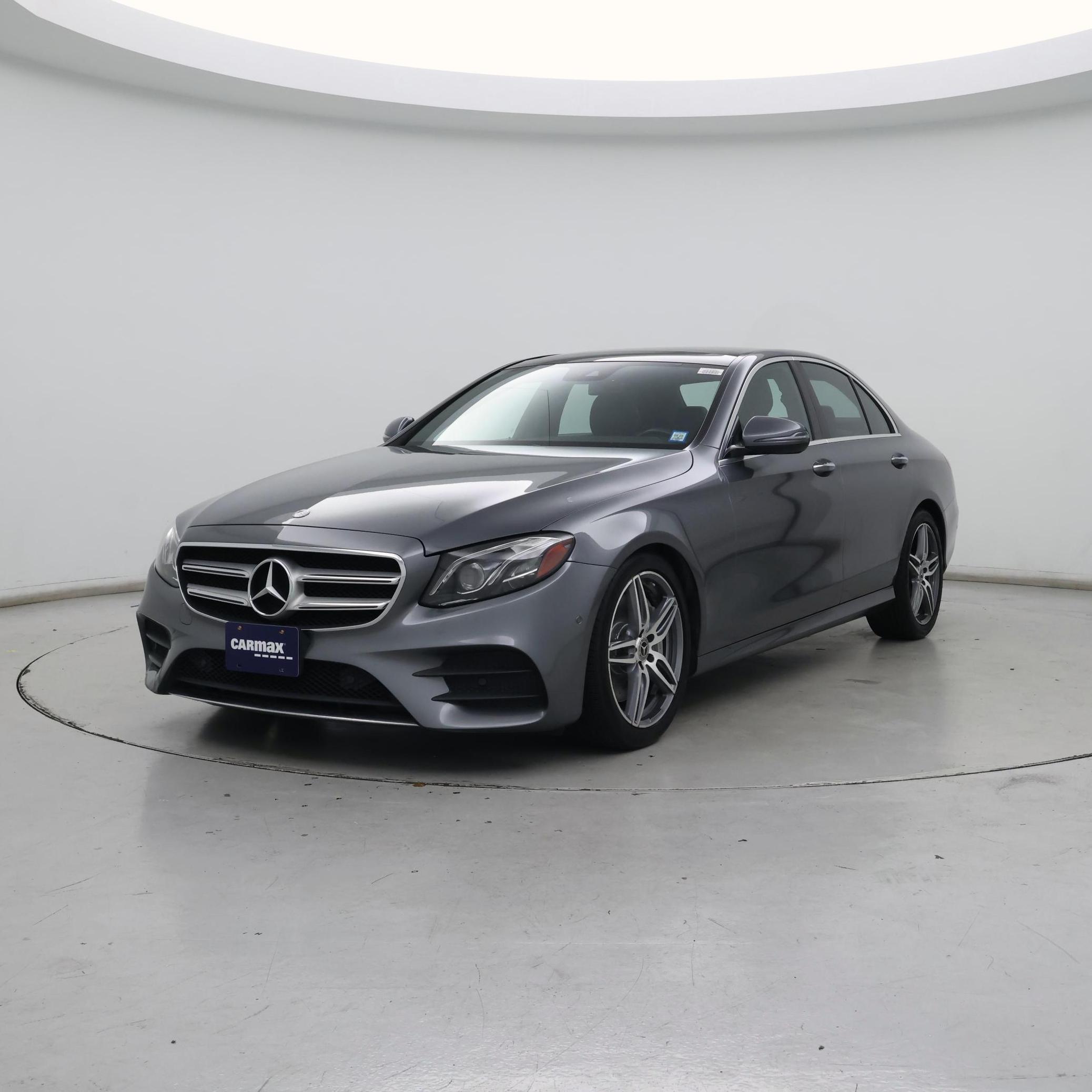Thumbnail: 2018 Mercedes-Benz E-Class - 4