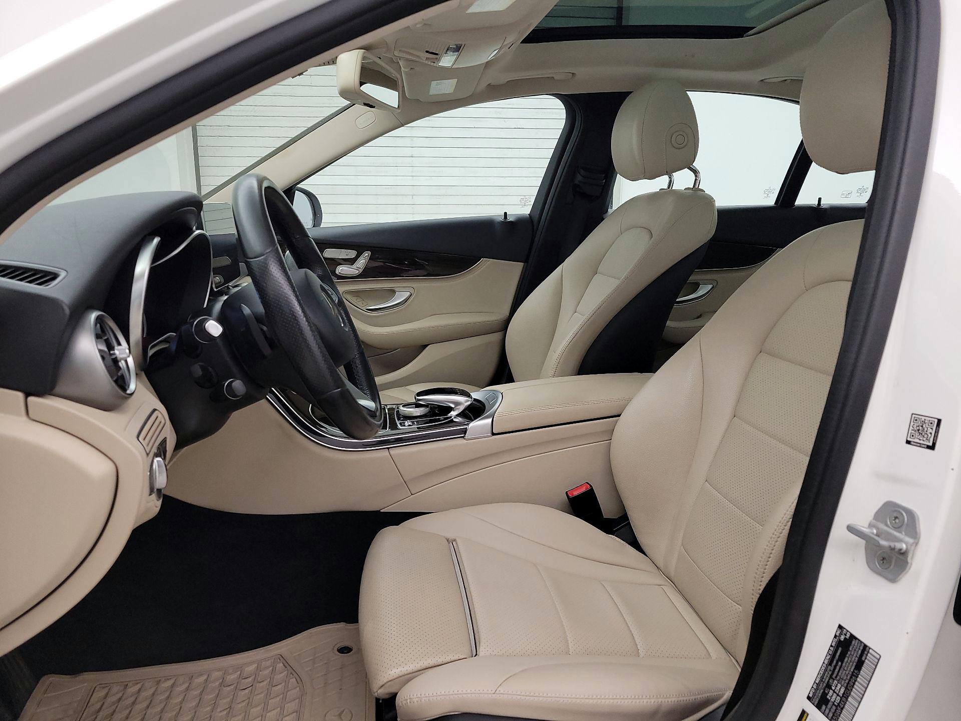 Thumbnail: 2016 Mercedes-Benz C-Class - 11
