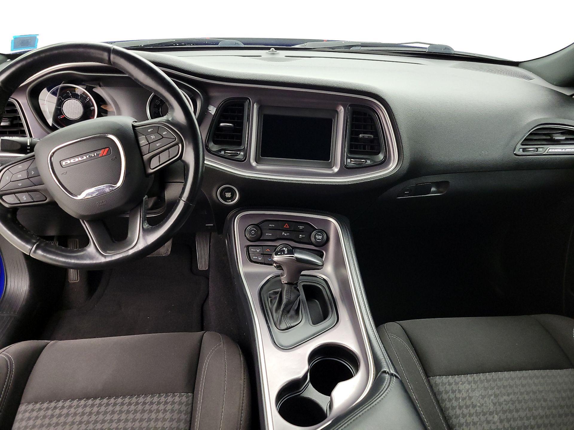 Thumbnail: 2021 Dodge Challenger - 9