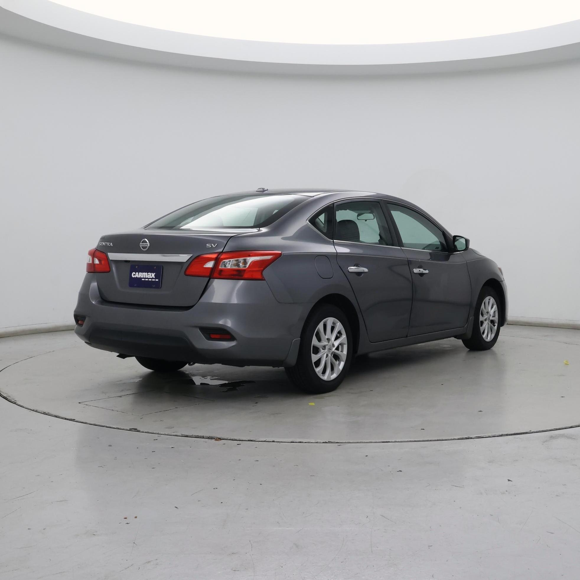 Thumbnail: 2019 Nissan Sentra - 8
