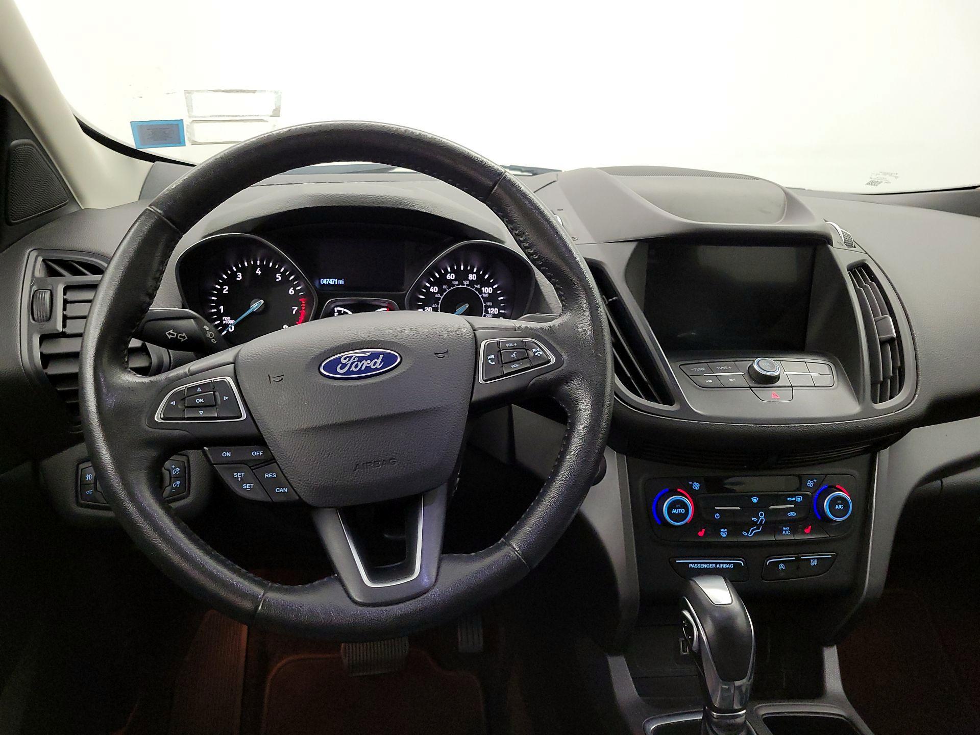 Thumbnail: 2019 Ford Escape - 10