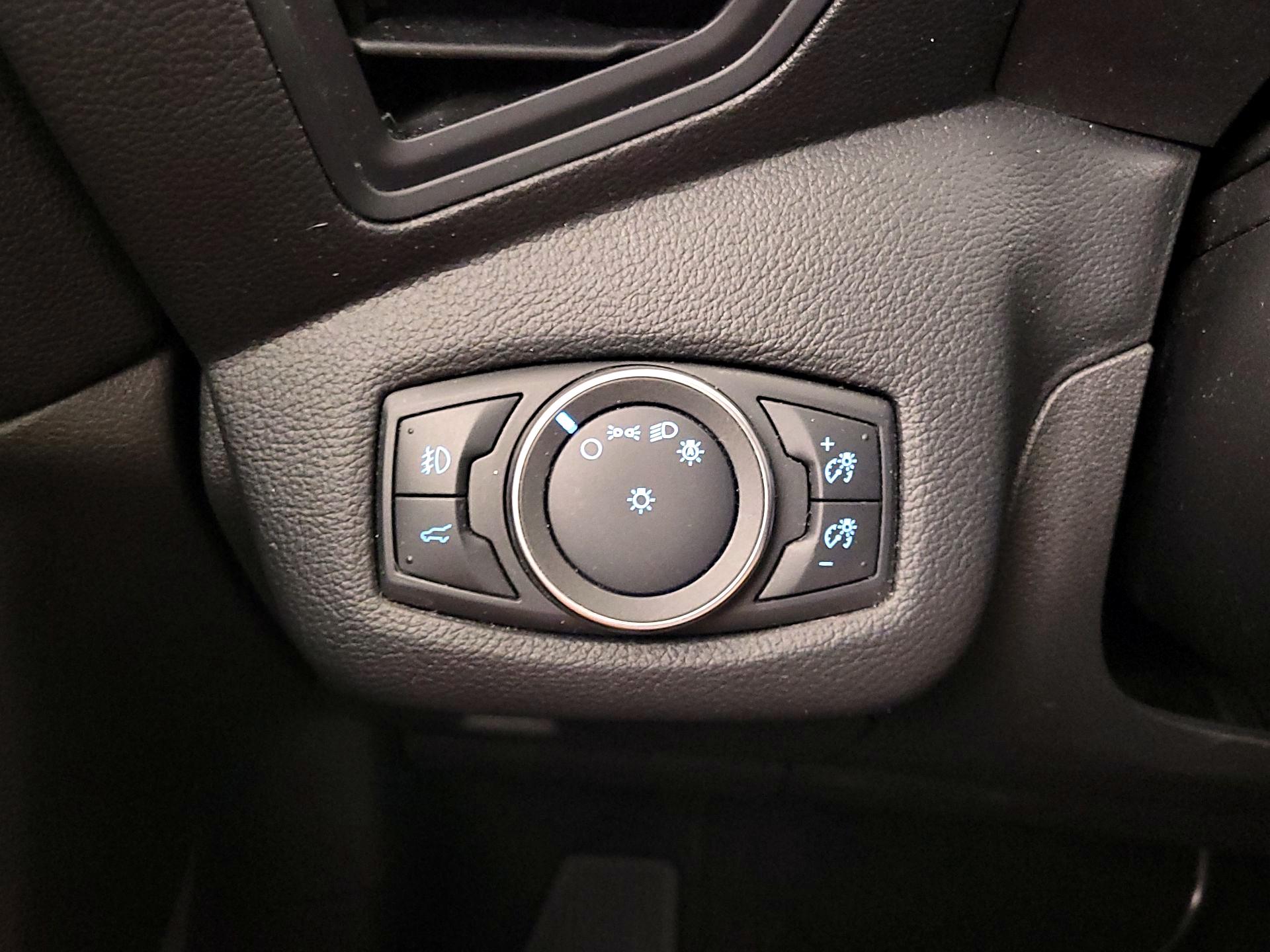 Thumbnail: 2019 Ford Escape - 13