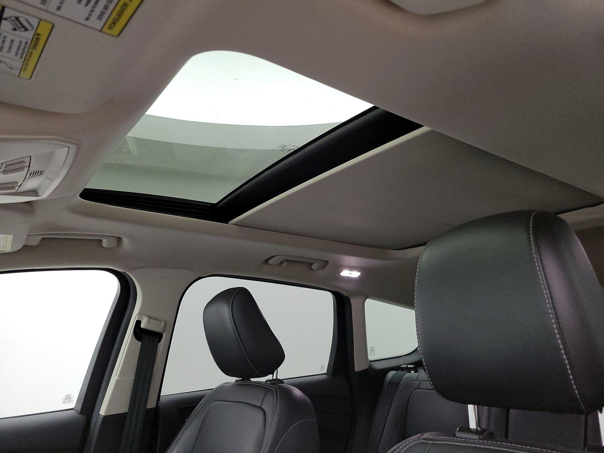 Thumbnail: 2019 Ford Escape - 19