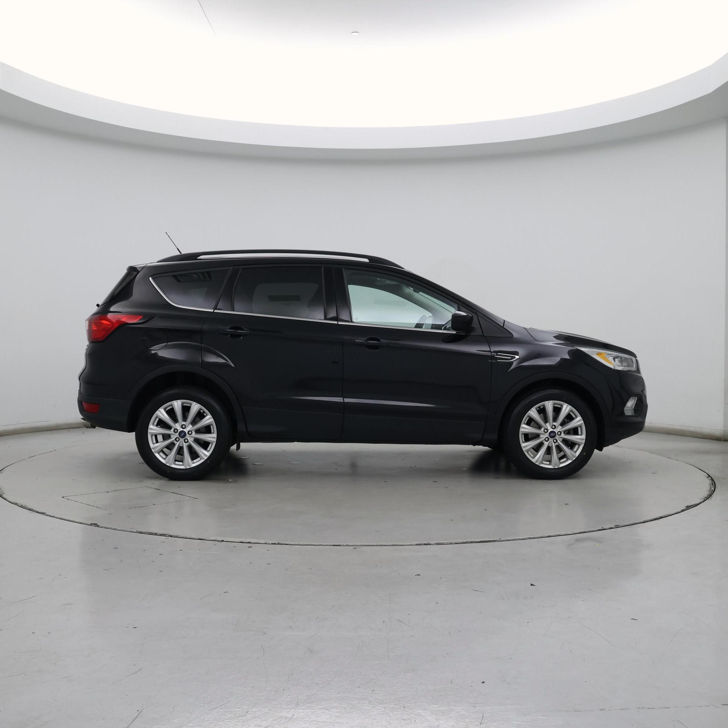 Thumbnail: 2019 Ford Escape - 7