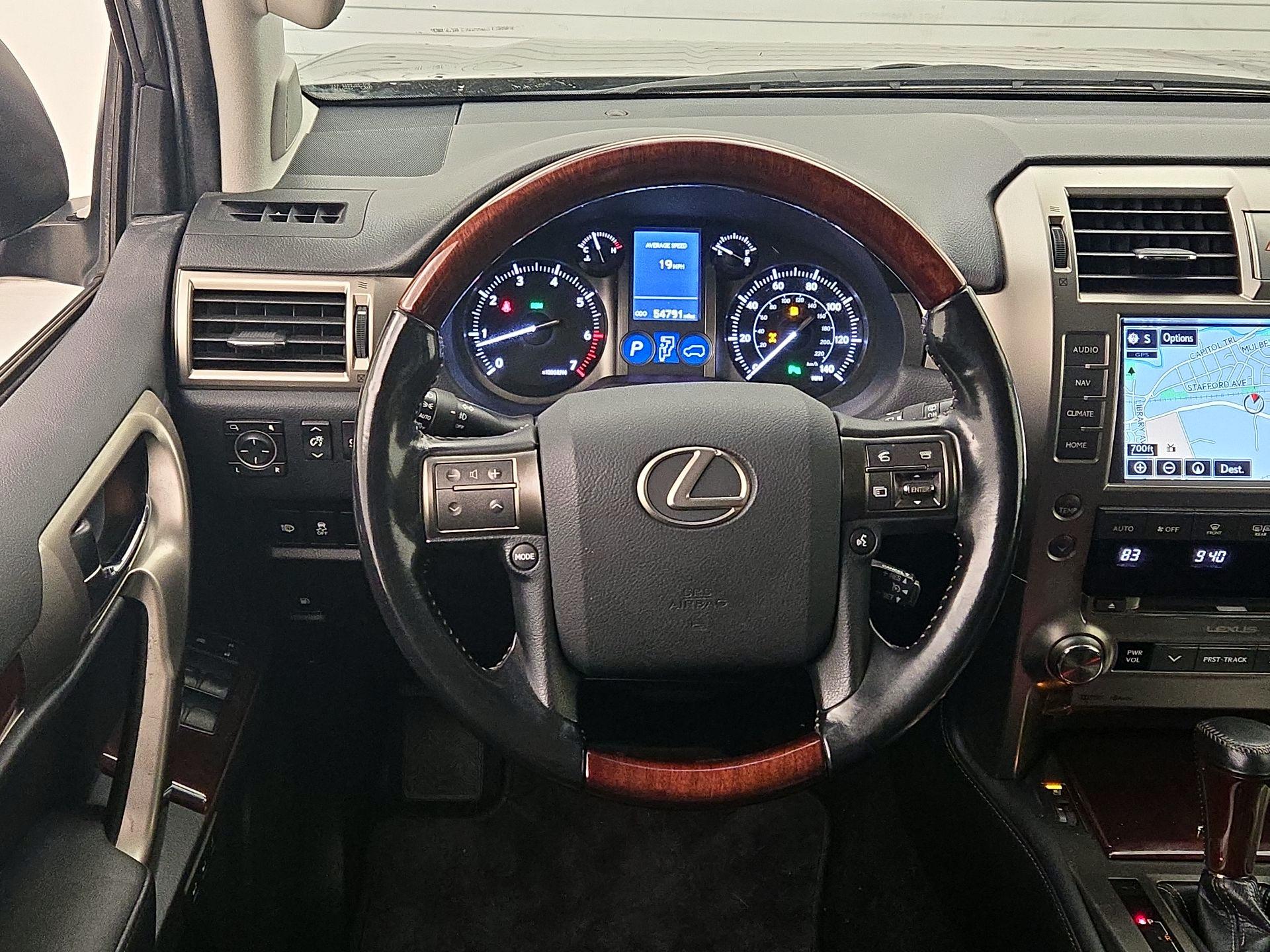 Thumbnail: 2016 Lexus GX - 10
