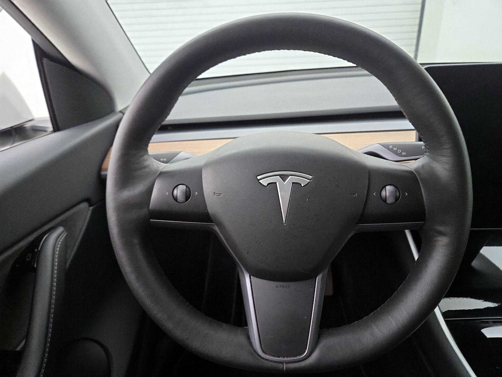 Thumbnail: 2021 Tesla Model Y - 10