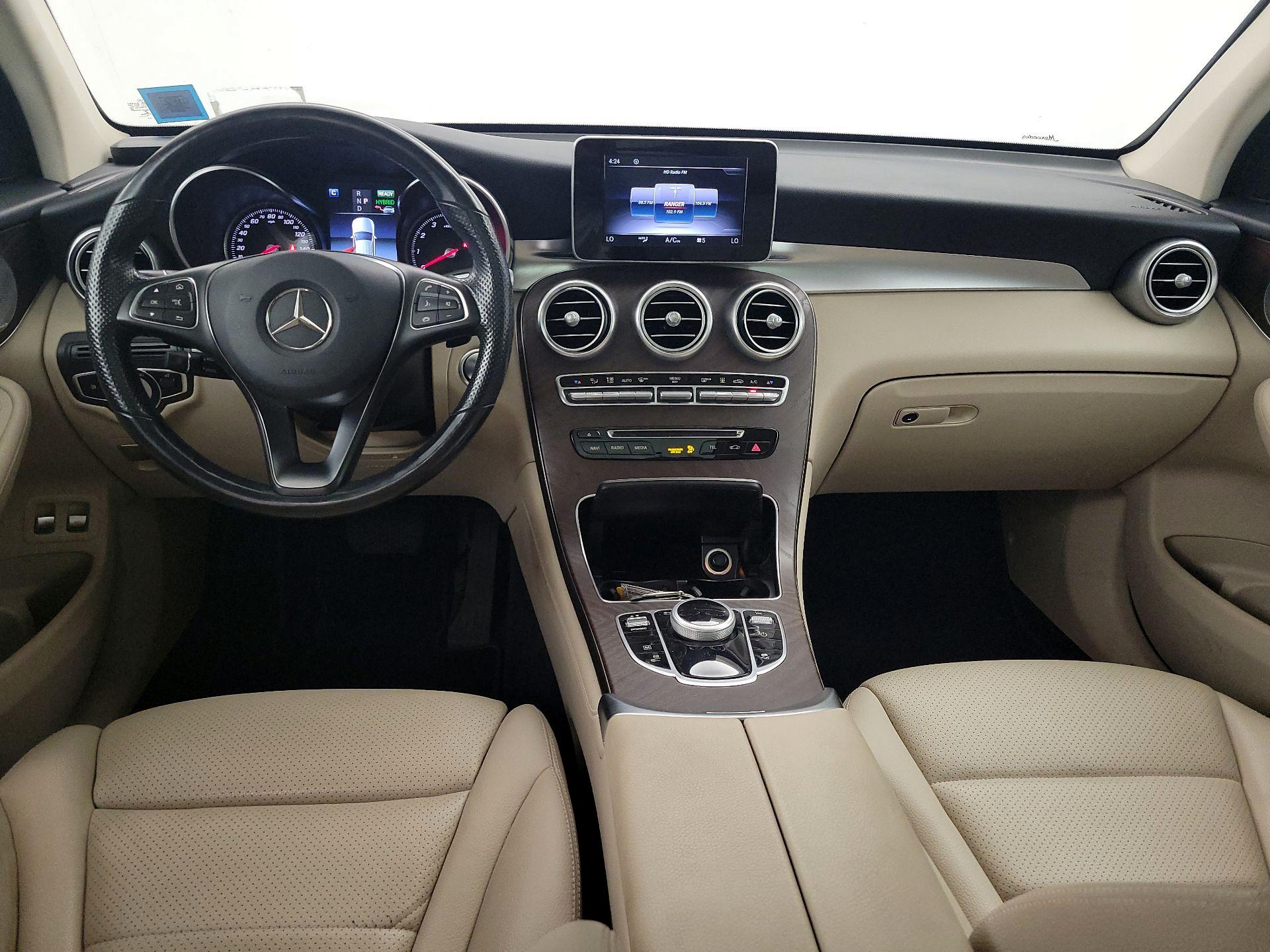 Thumbnail: 2019 Mercedes-Benz GLC - 9