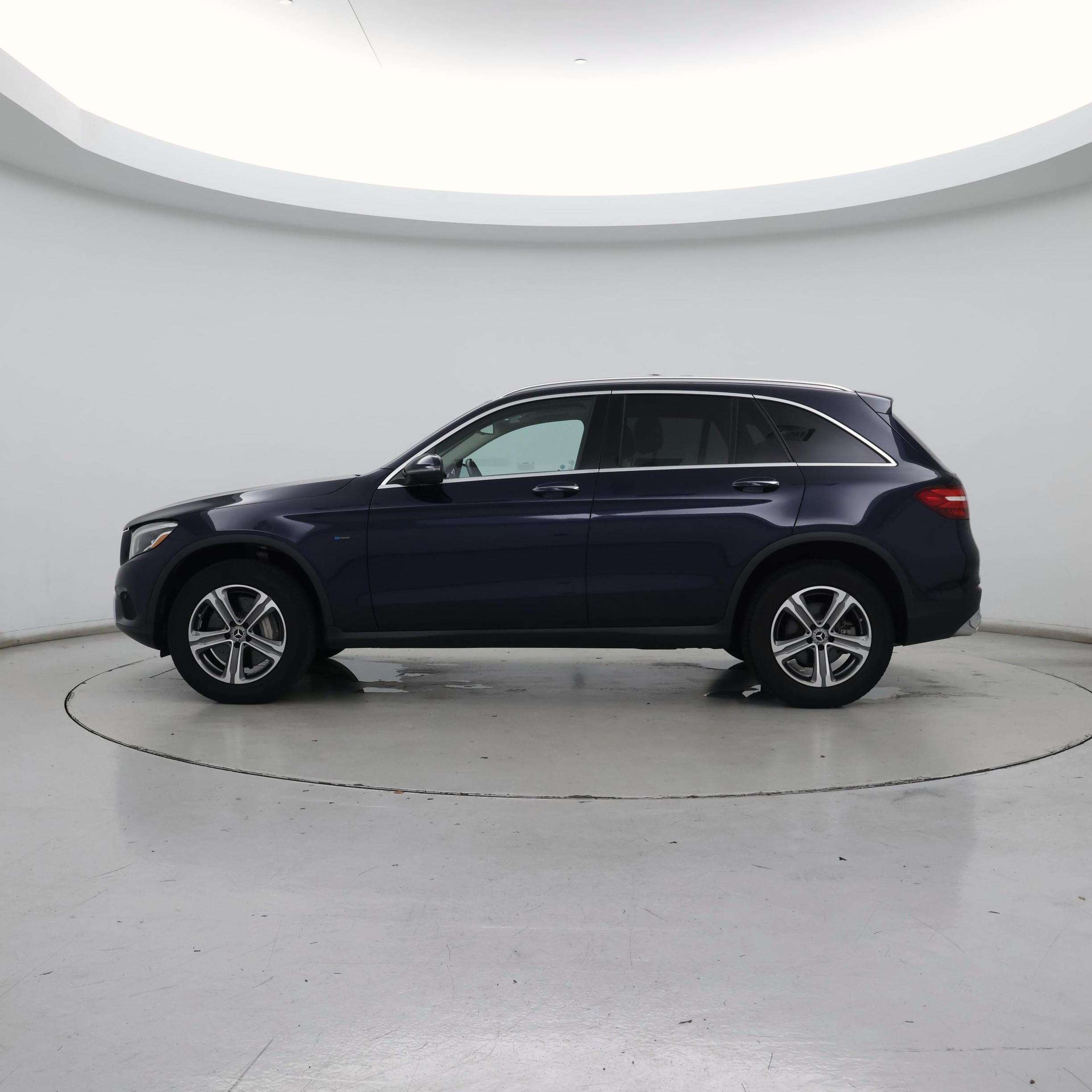 Thumbnail: 2019 Mercedes-Benz GLC - 3