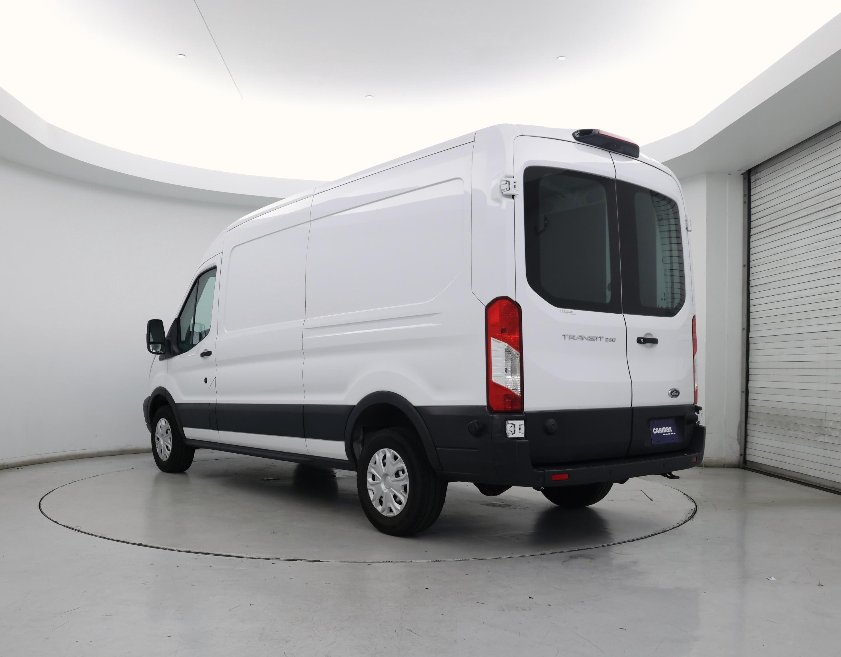 Thumbnail: 2019 Ford Transit Series - 2