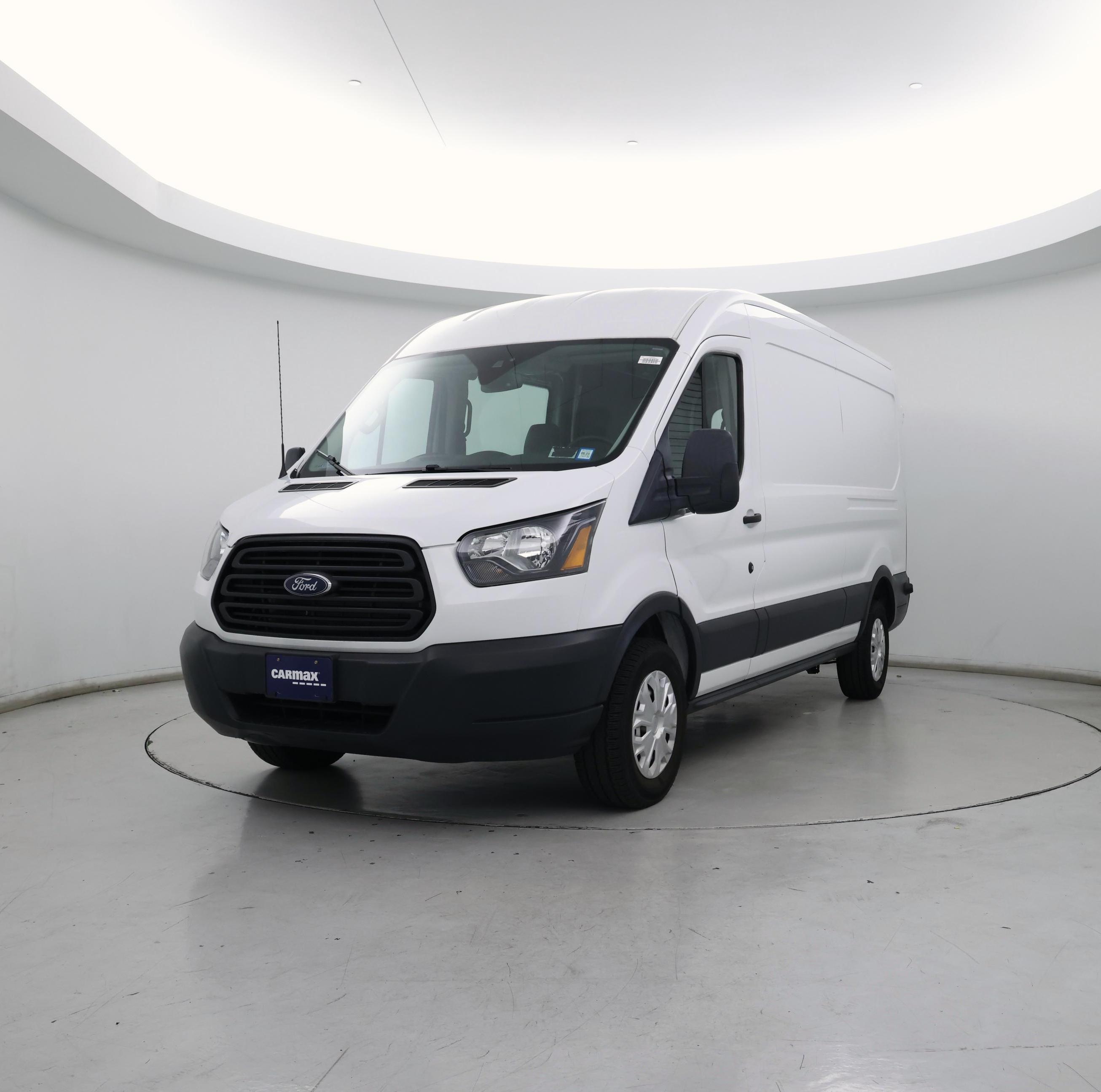 Thumbnail: 2019 Ford Transit Series - 4