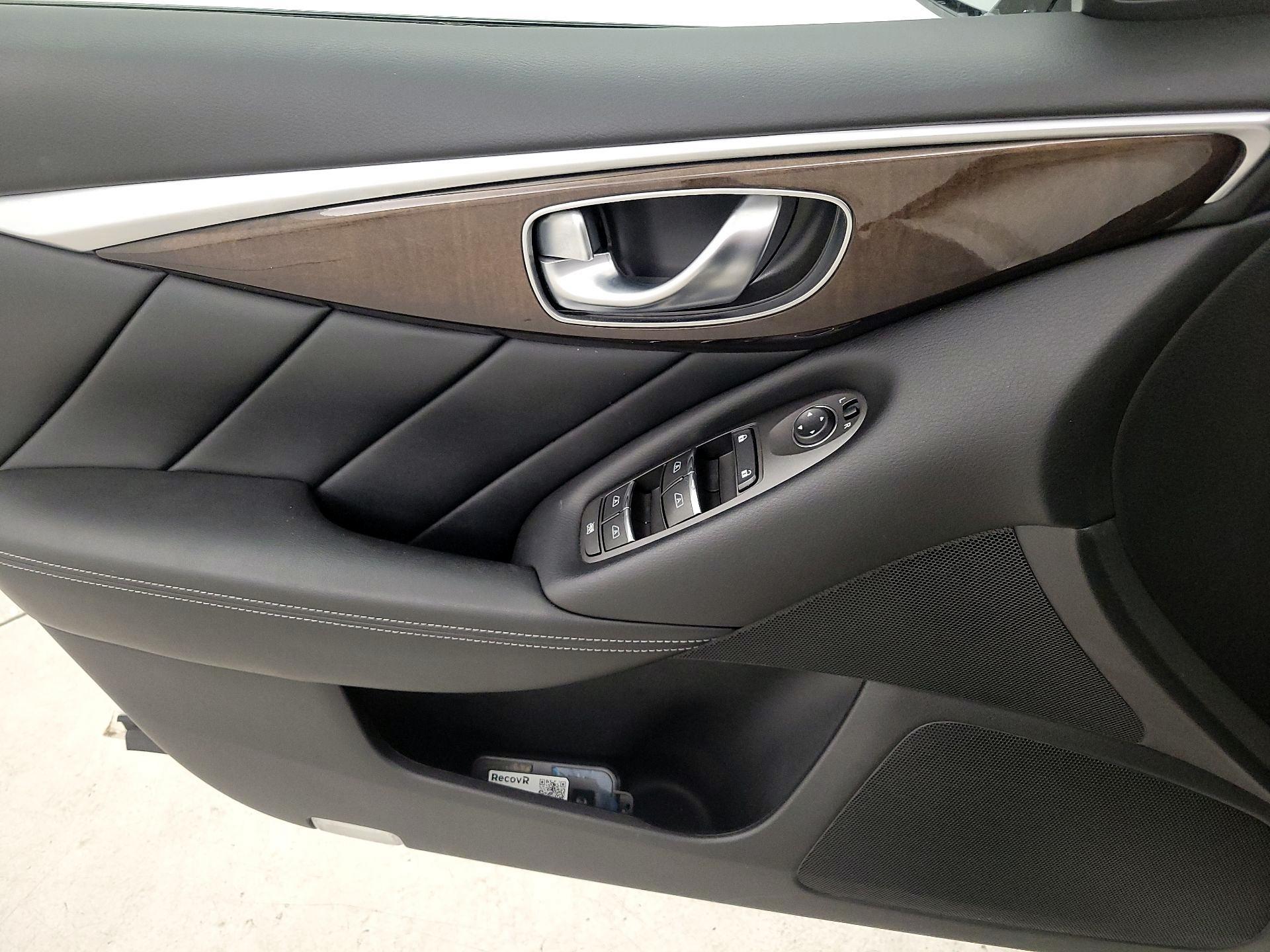 Thumbnail: 2019 INFINITI Q50 - 12