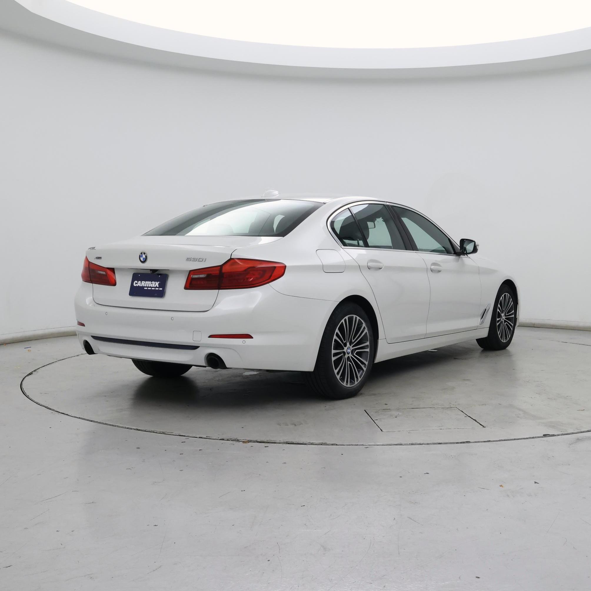 Thumbnail: 2019 BMW 5 Series - 8