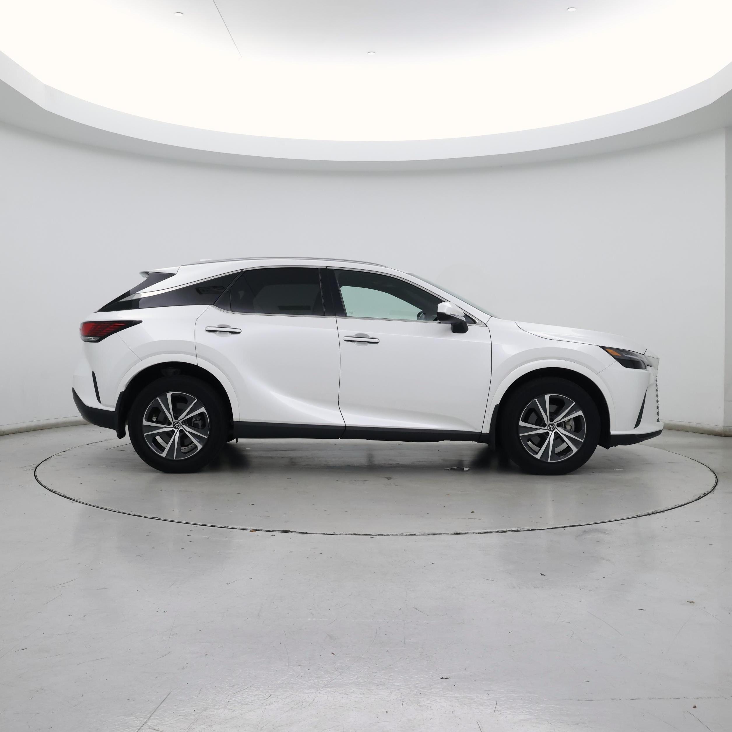 Thumbnail: 2024 Lexus RX - 7