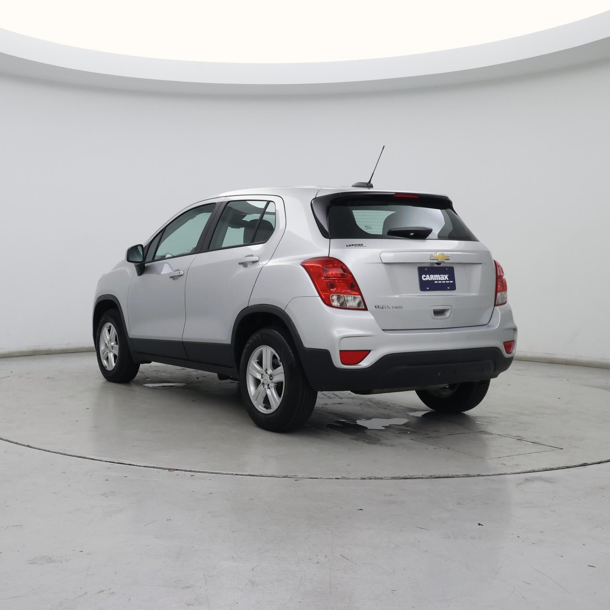 Thumbnail: 2018 Chevrolet Trax - 2
