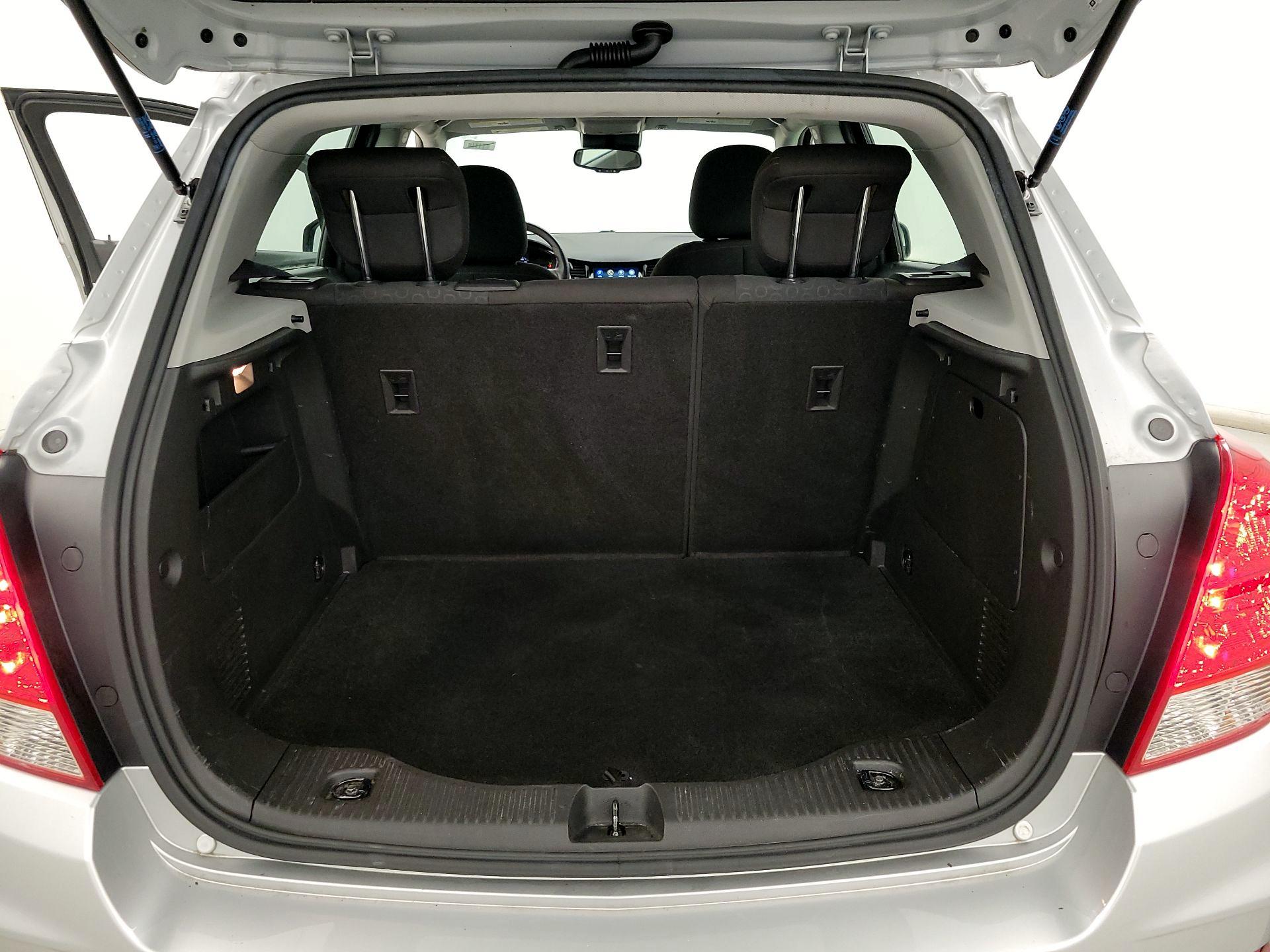 Thumbnail: 2018 Chevrolet Trax - 20