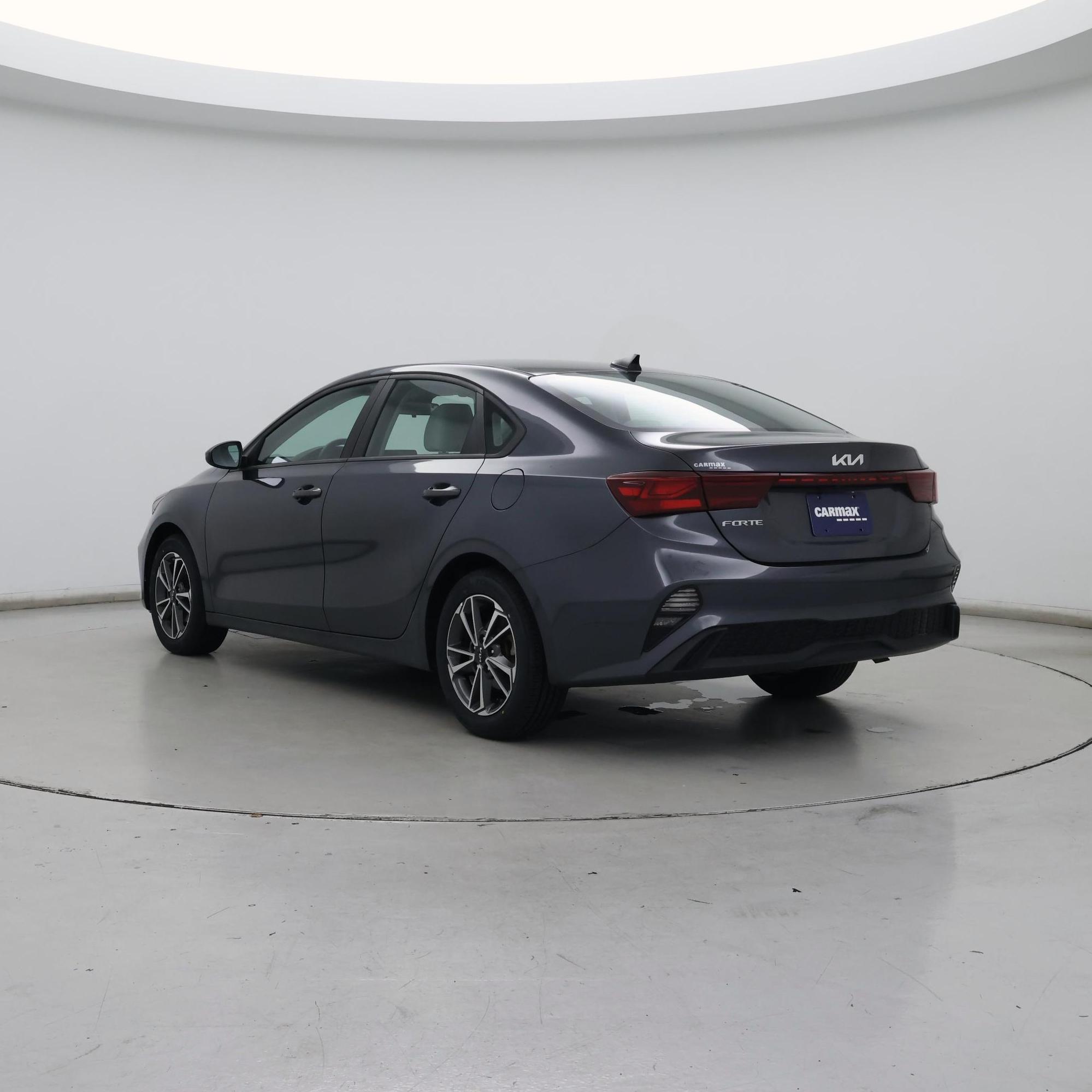 Thumbnail: 2022 Kia Forte - 2