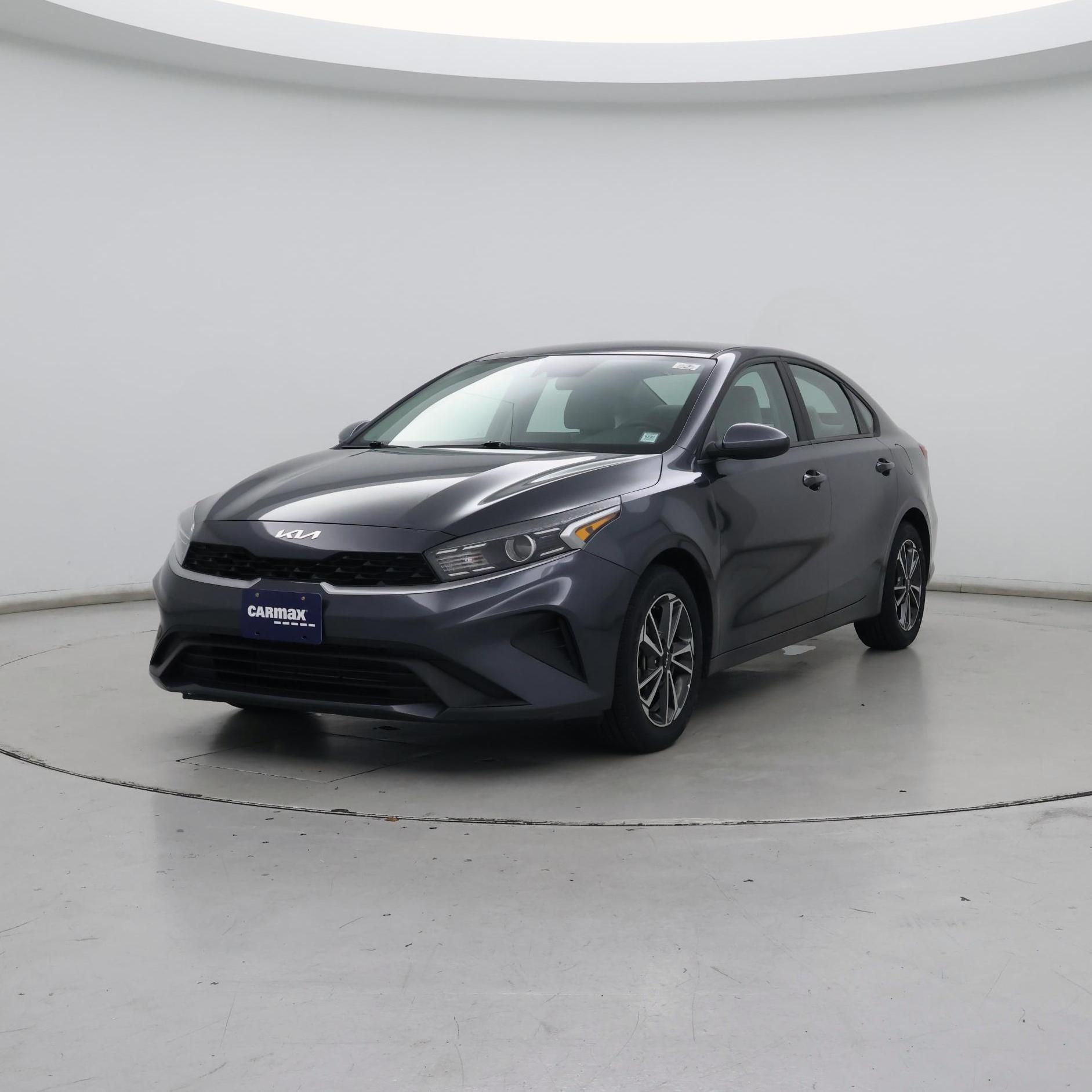 Thumbnail: 2022 Kia Forte - 4