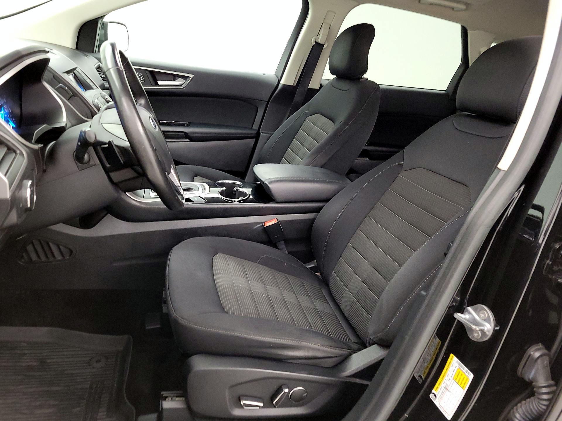 Thumbnail: 2018 Ford Edge - 11