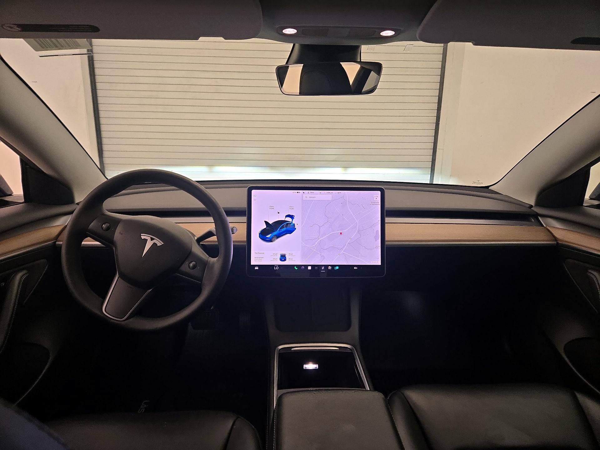Thumbnail: 2021 Tesla Model 3 - 9