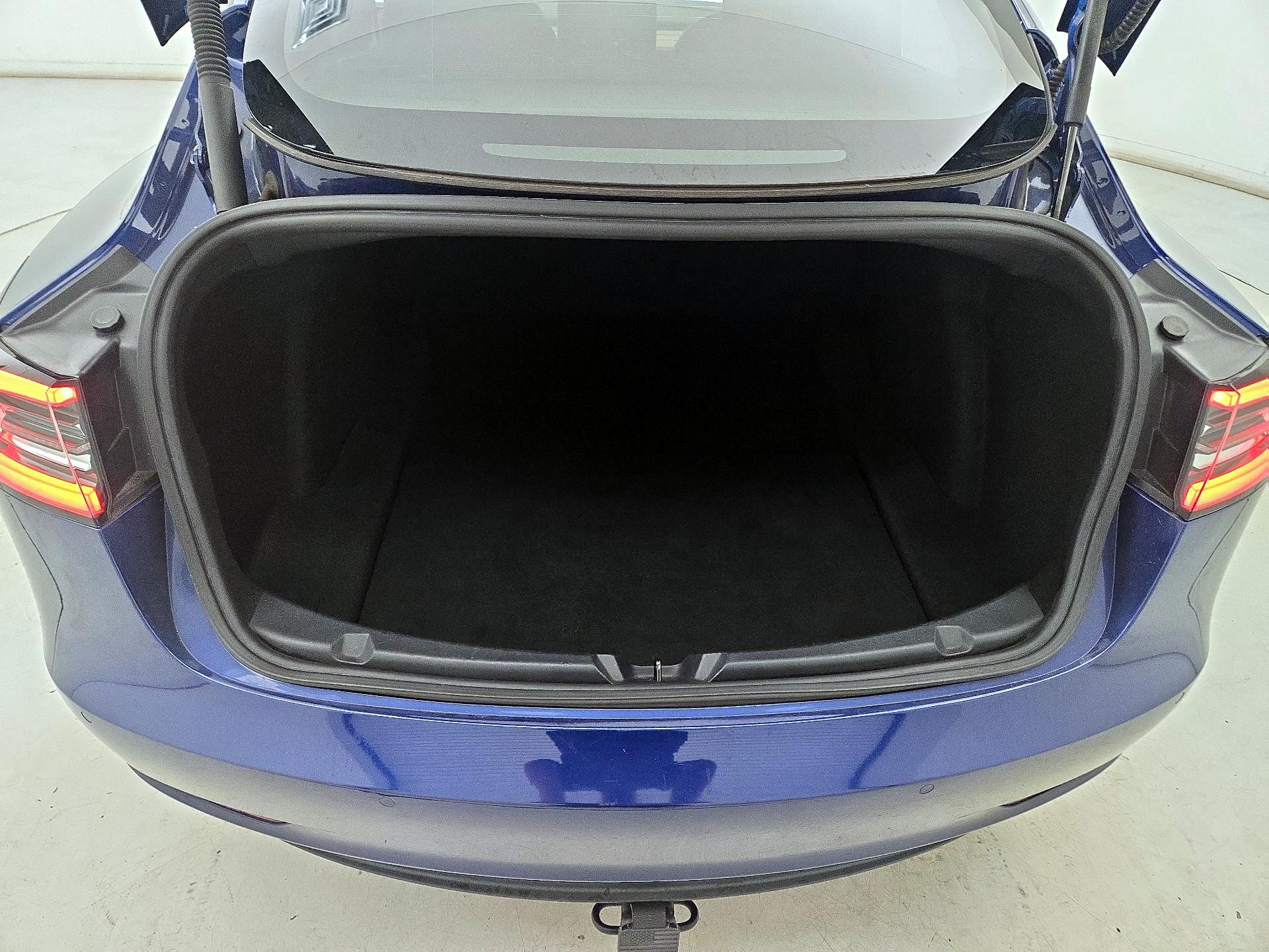 Thumbnail: 2021 Tesla Model 3 - 20