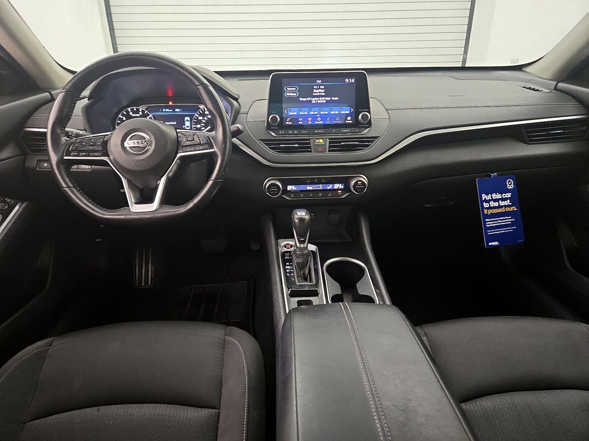 Thumbnail: 2020 Nissan Altima - 9