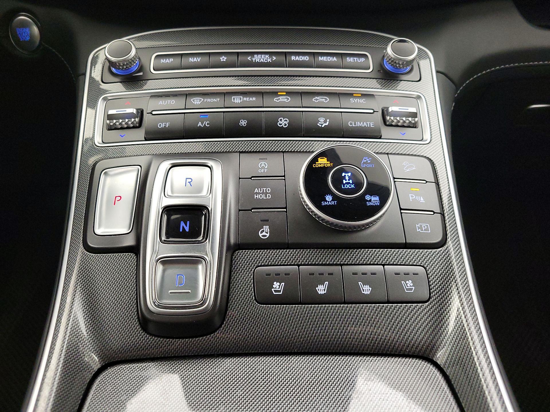 Thumbnail: 2022 Hyundai Santa Fe - 18
