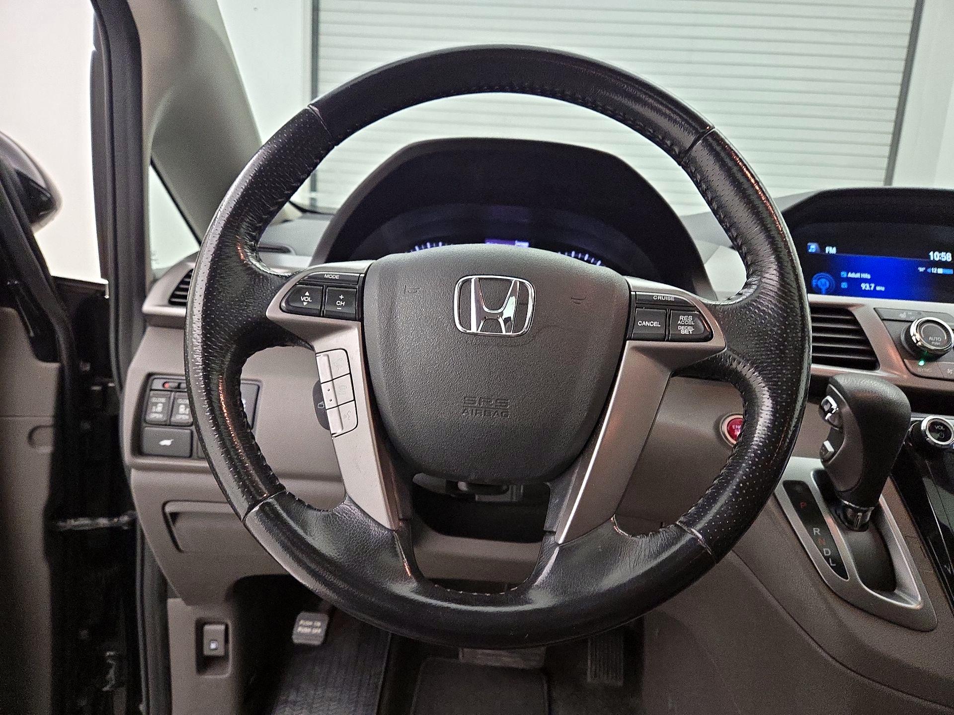 Thumbnail: 2016 Honda Odyssey - 10