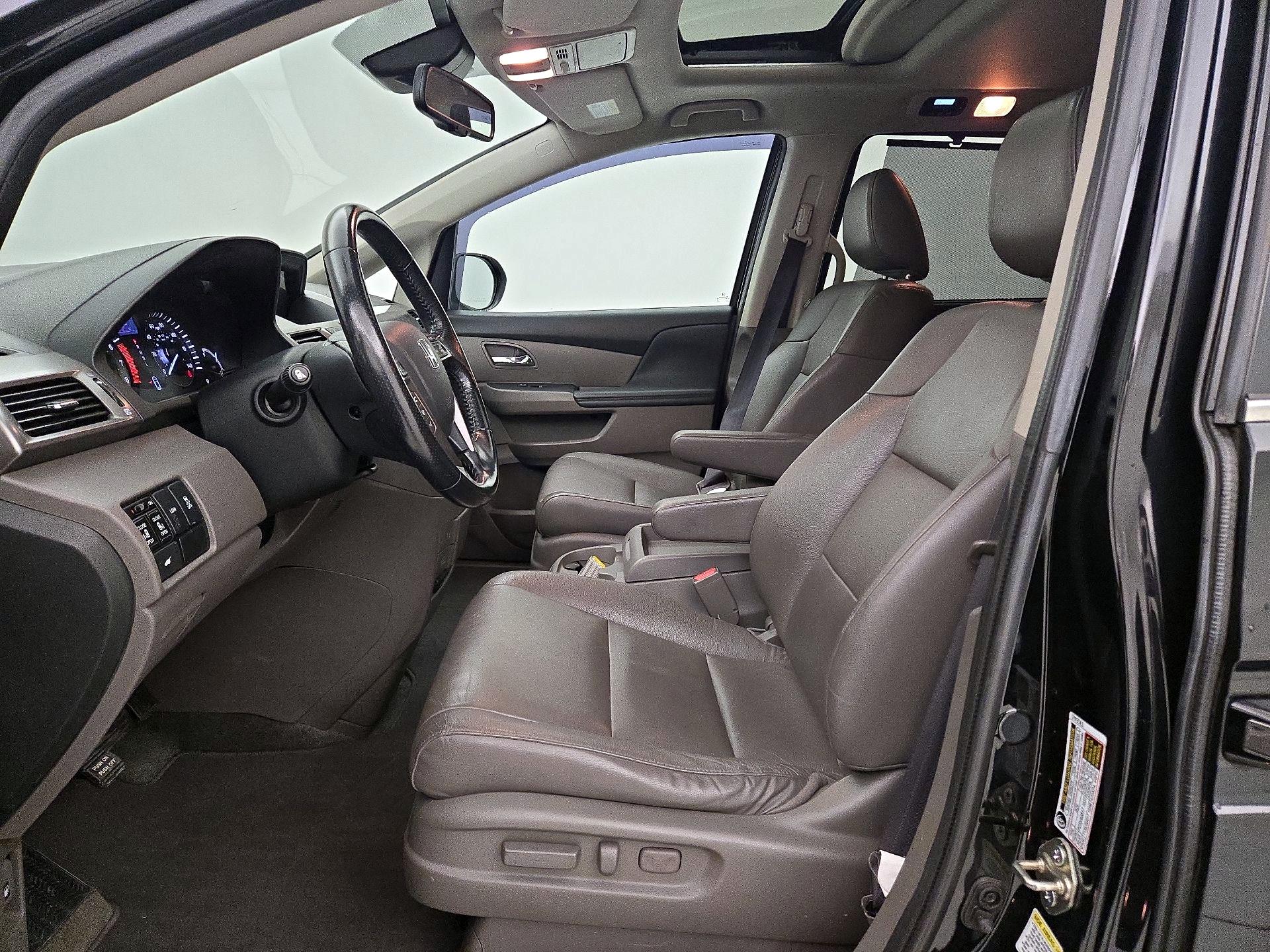 Thumbnail: 2016 Honda Odyssey - 11