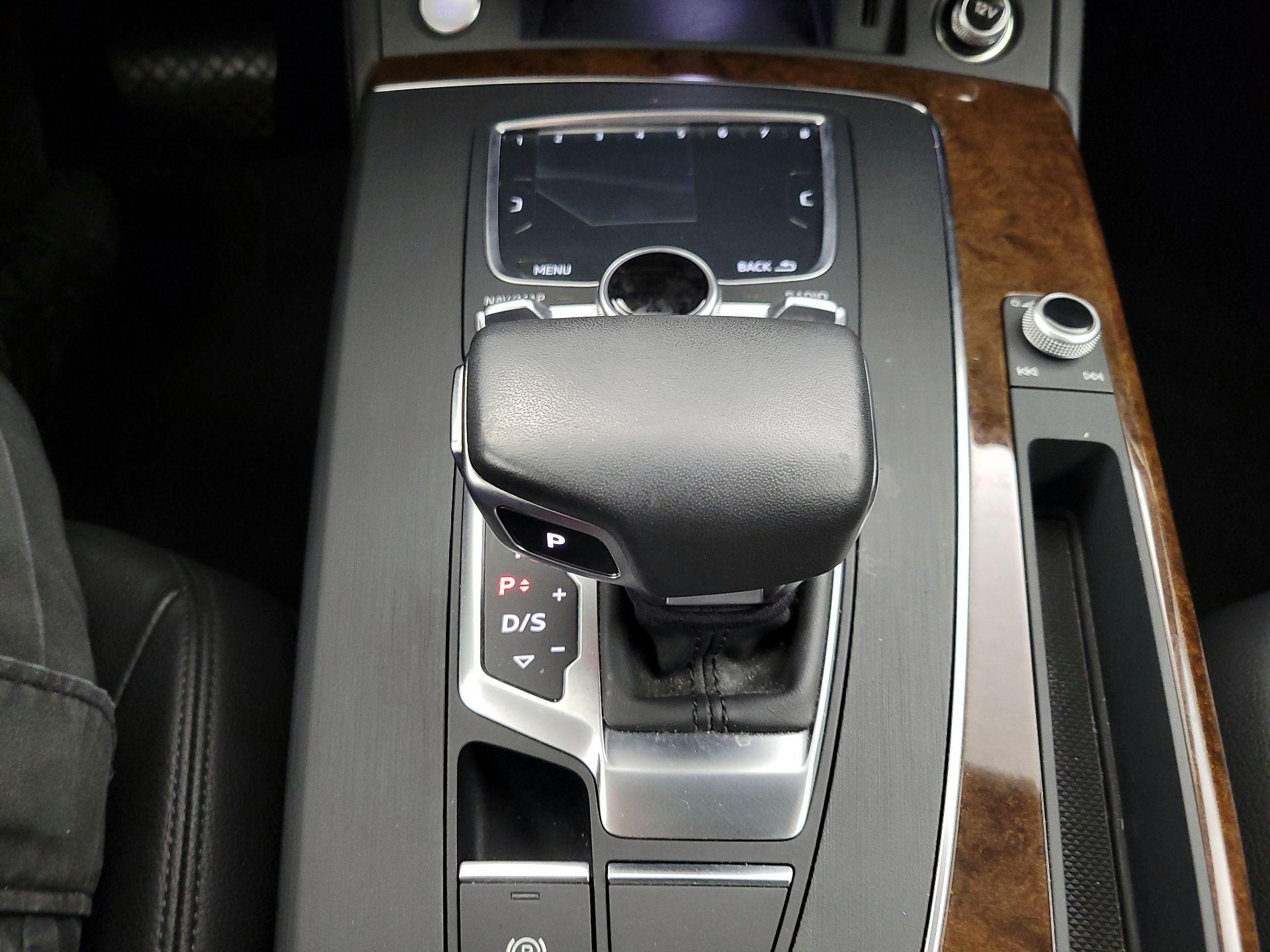 Thumbnail: 2019 Audi Q5 - 17