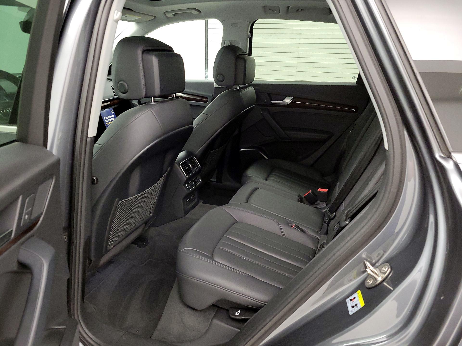 Thumbnail: 2019 Audi Q5 - 18