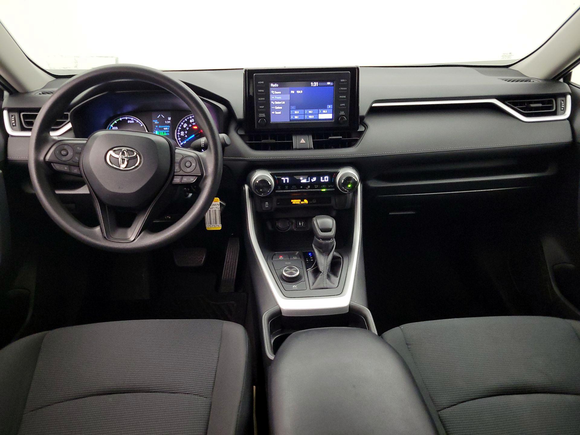 Thumbnail: 2019 Toyota RAV4 - 9