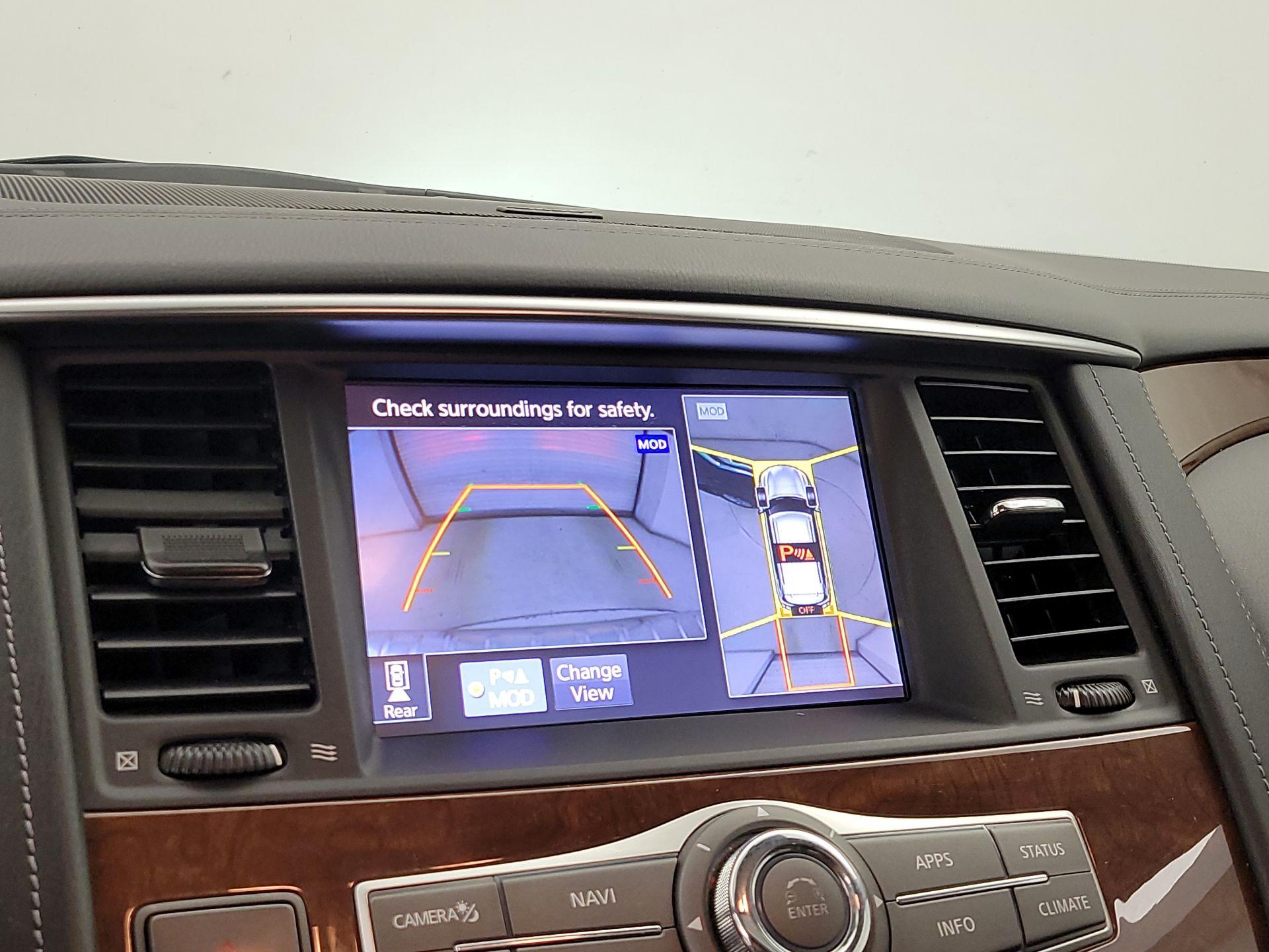 Thumbnail: 2018 INFINITI QX80 - 15
