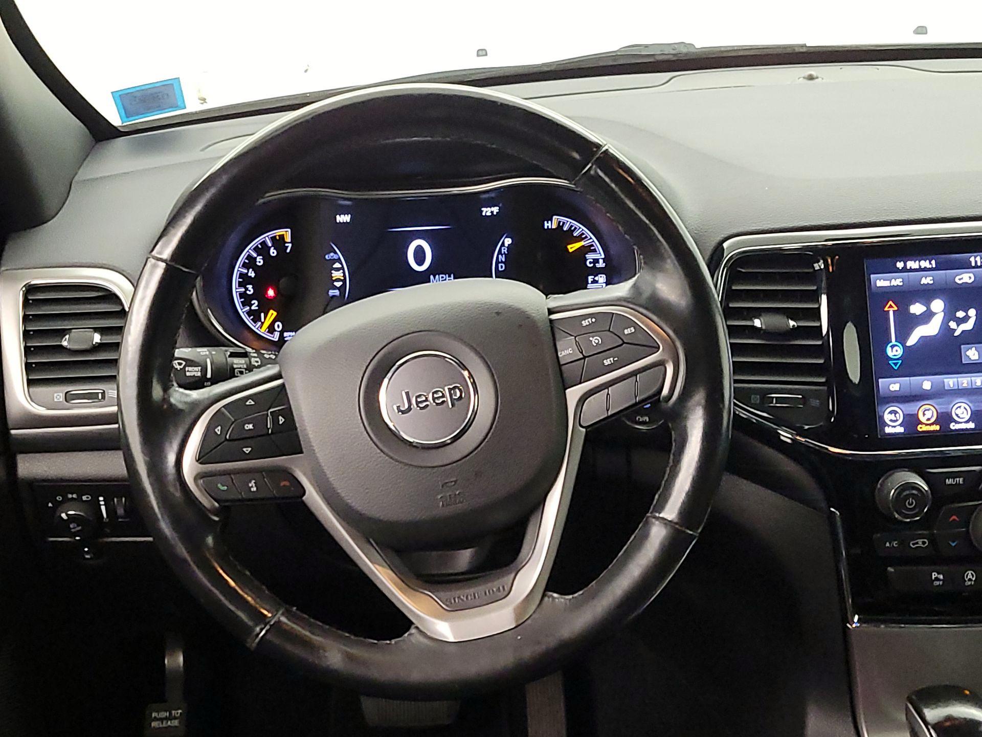 Thumbnail: 2020 Jeep Grand Cherokee - 10