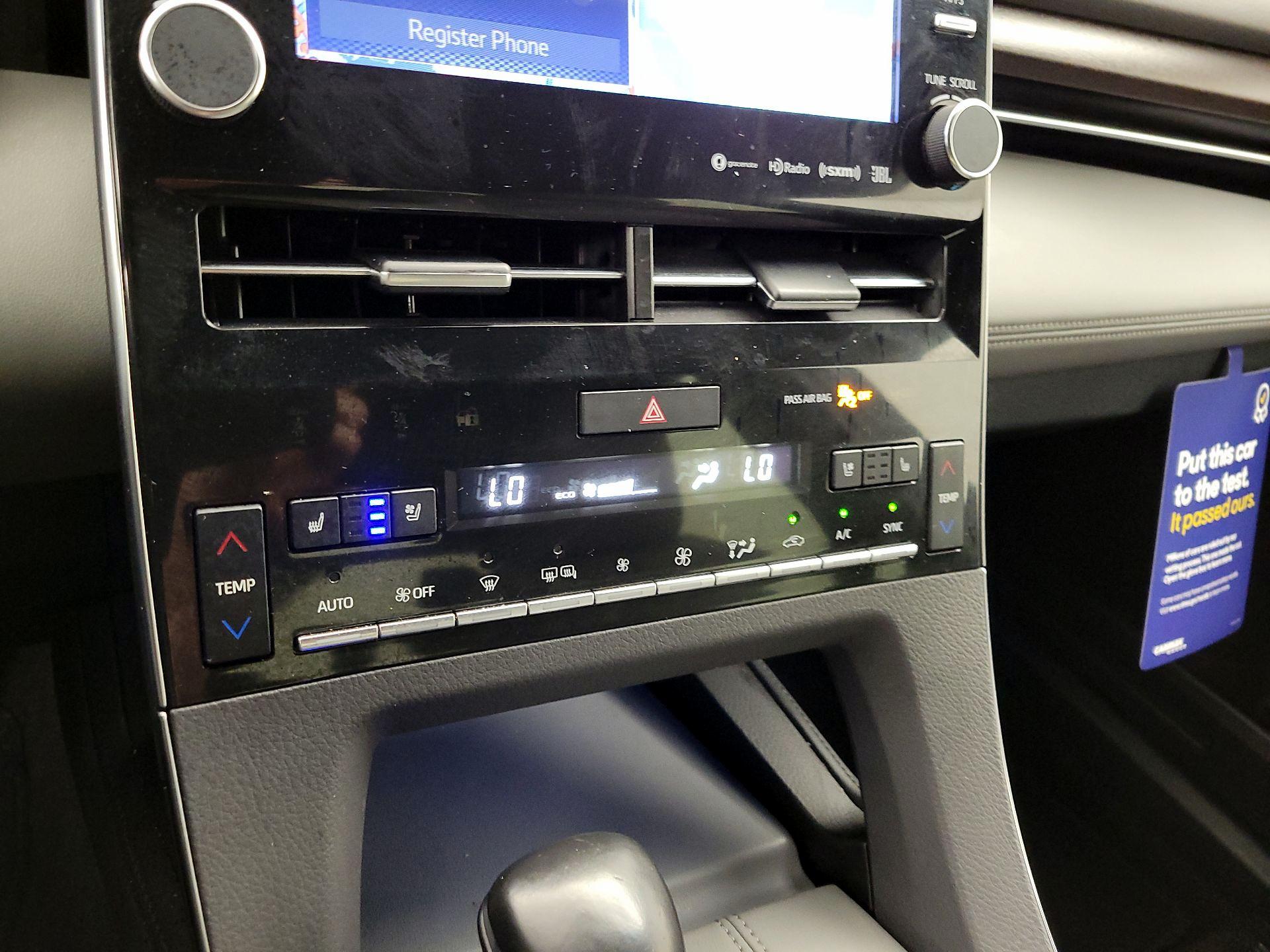 Thumbnail: 2019 Toyota Avalon - 17