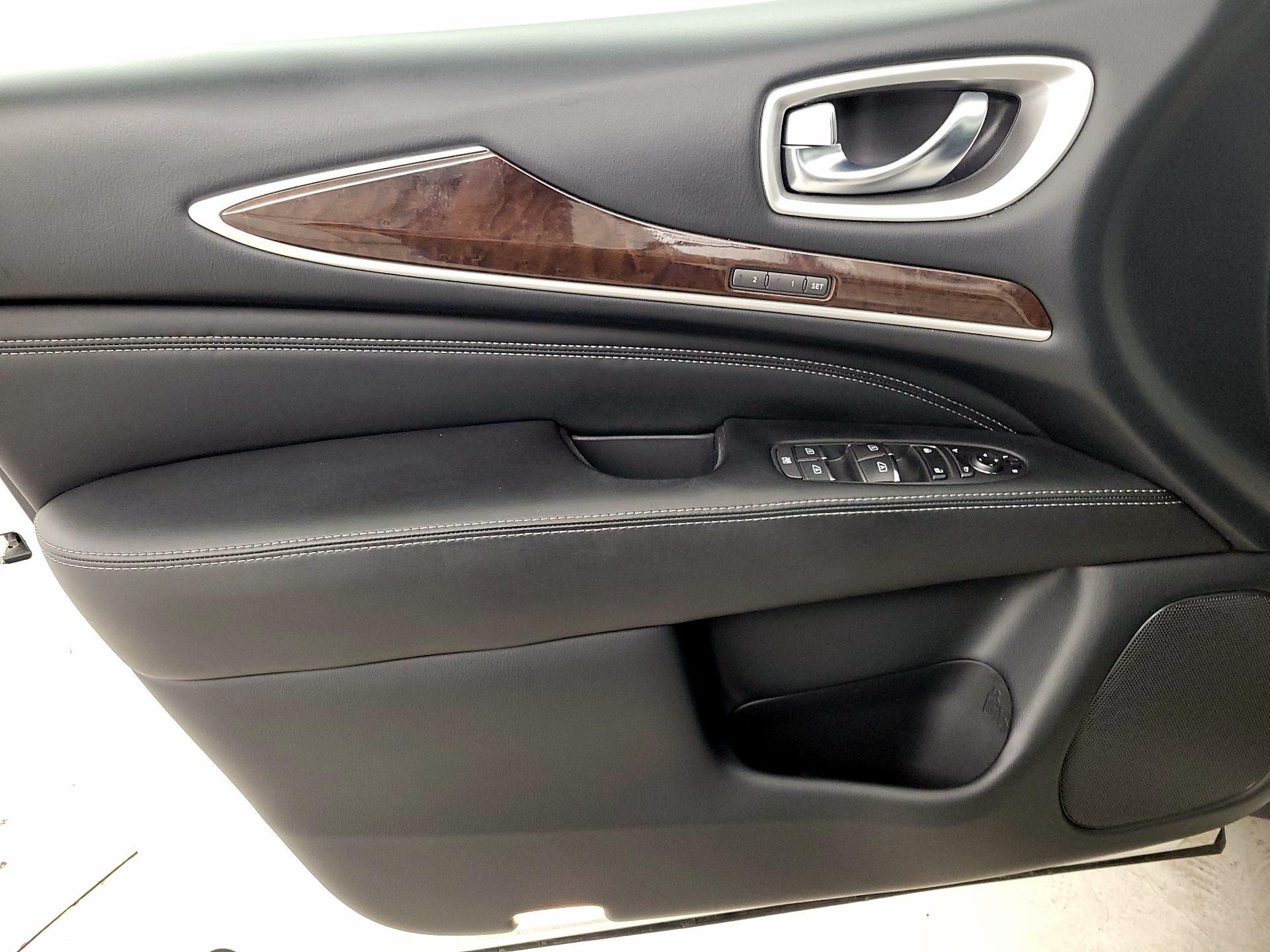 Thumbnail: 2020 INFINITI QX60 - 12