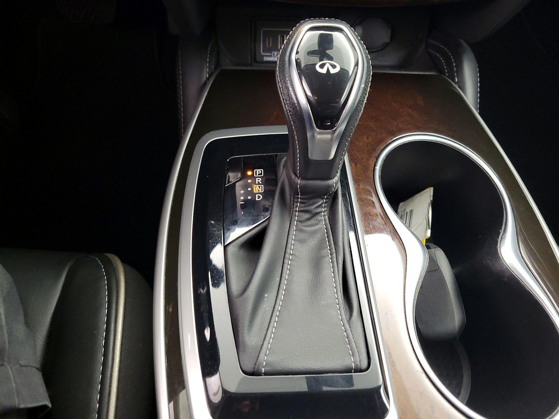 Thumbnail: 2020 INFINITI QX60 - 18