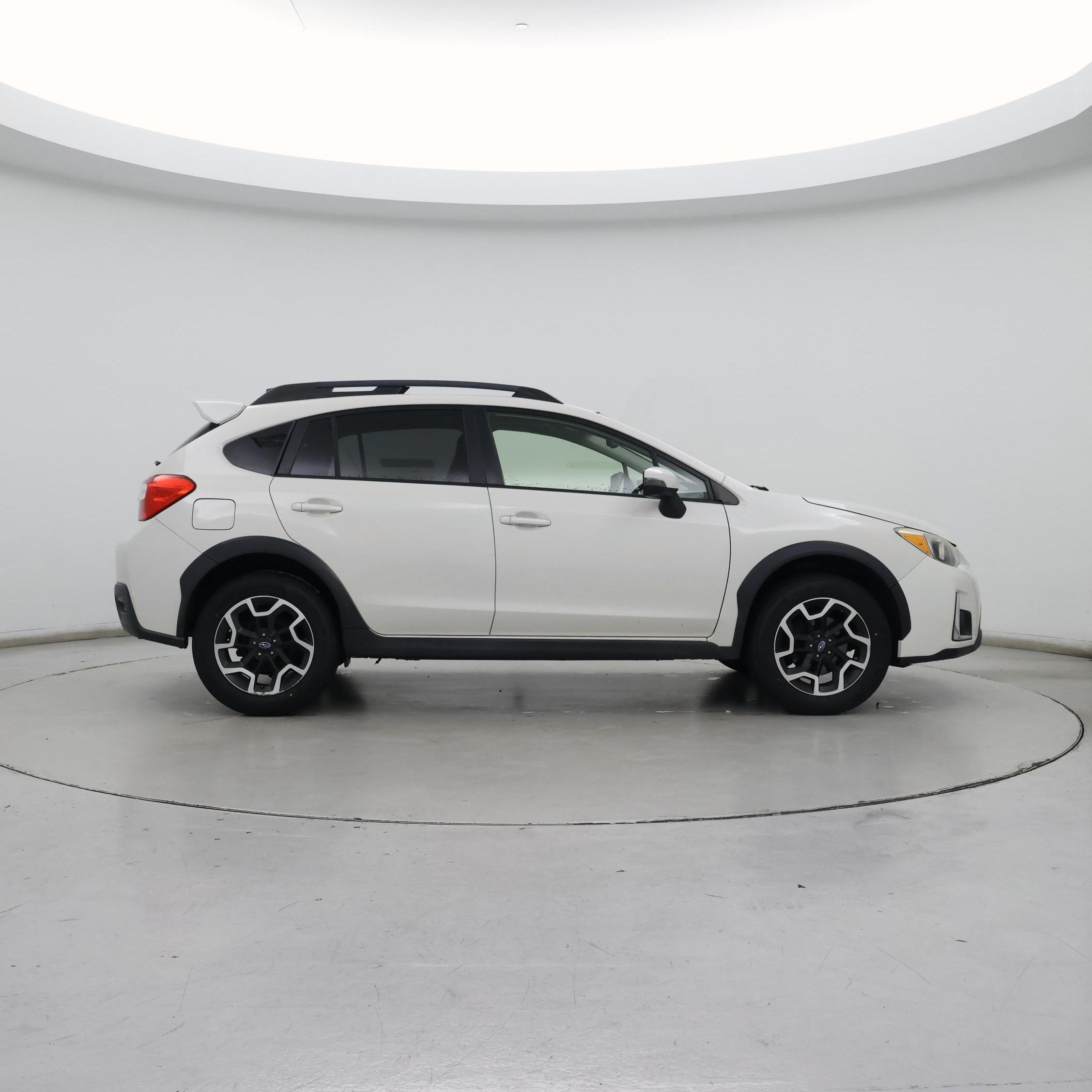 Thumbnail: 2016 Subaru XV Crosstrek - 7