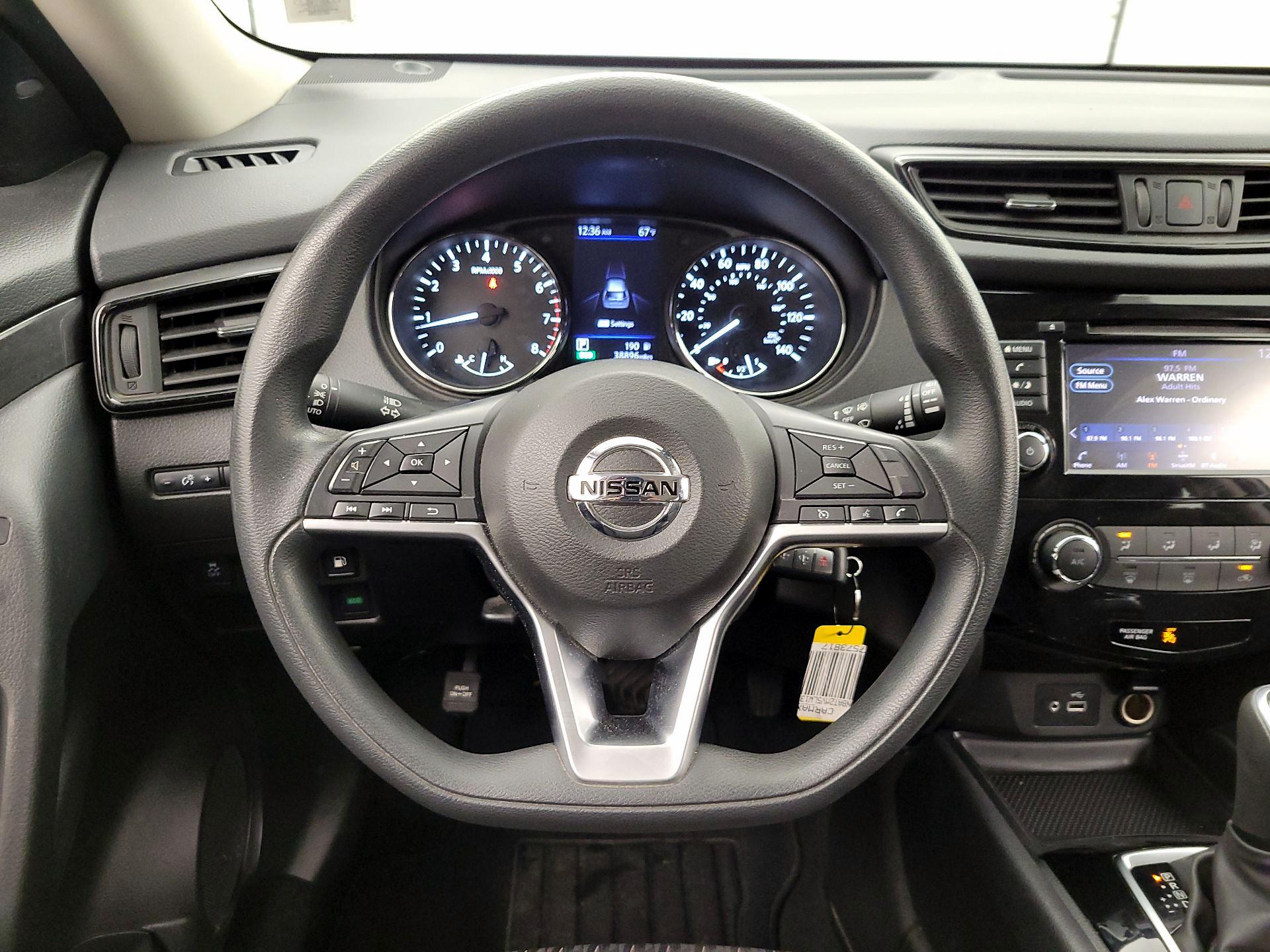 Thumbnail: 2020 Nissan Rogue - 10