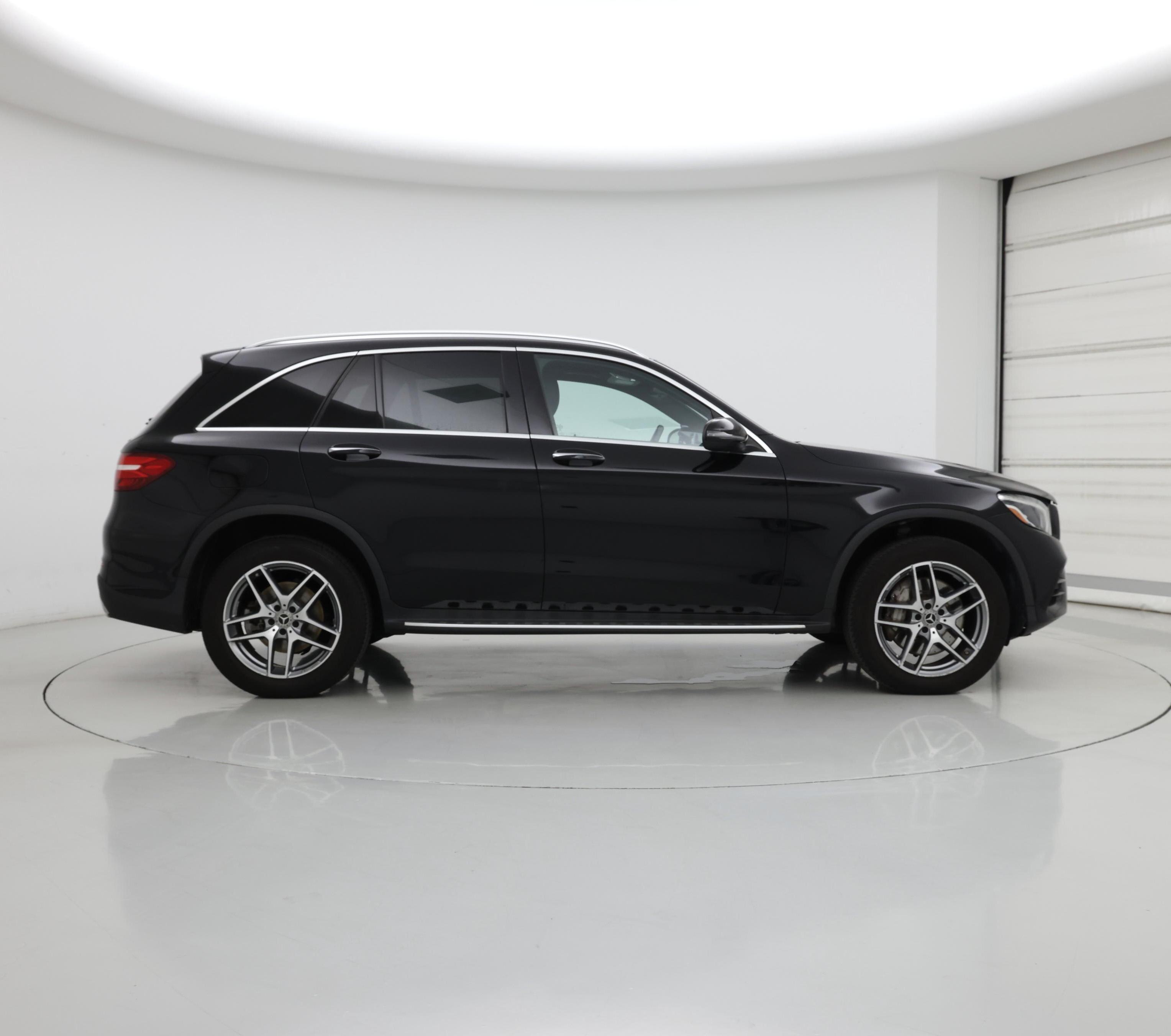Thumbnail: 2019 Mercedes-Benz GLC - 7