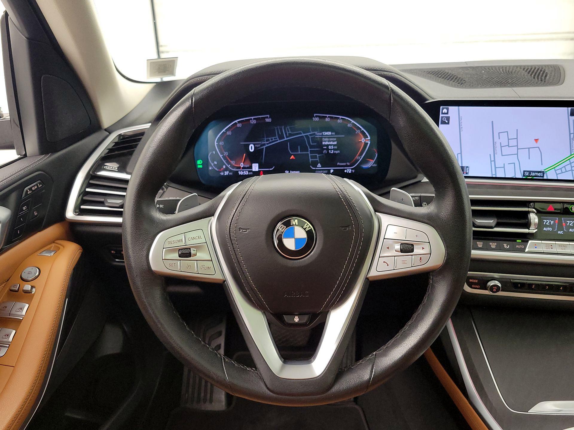 Thumbnail: 2022 BMW X7 - 10
