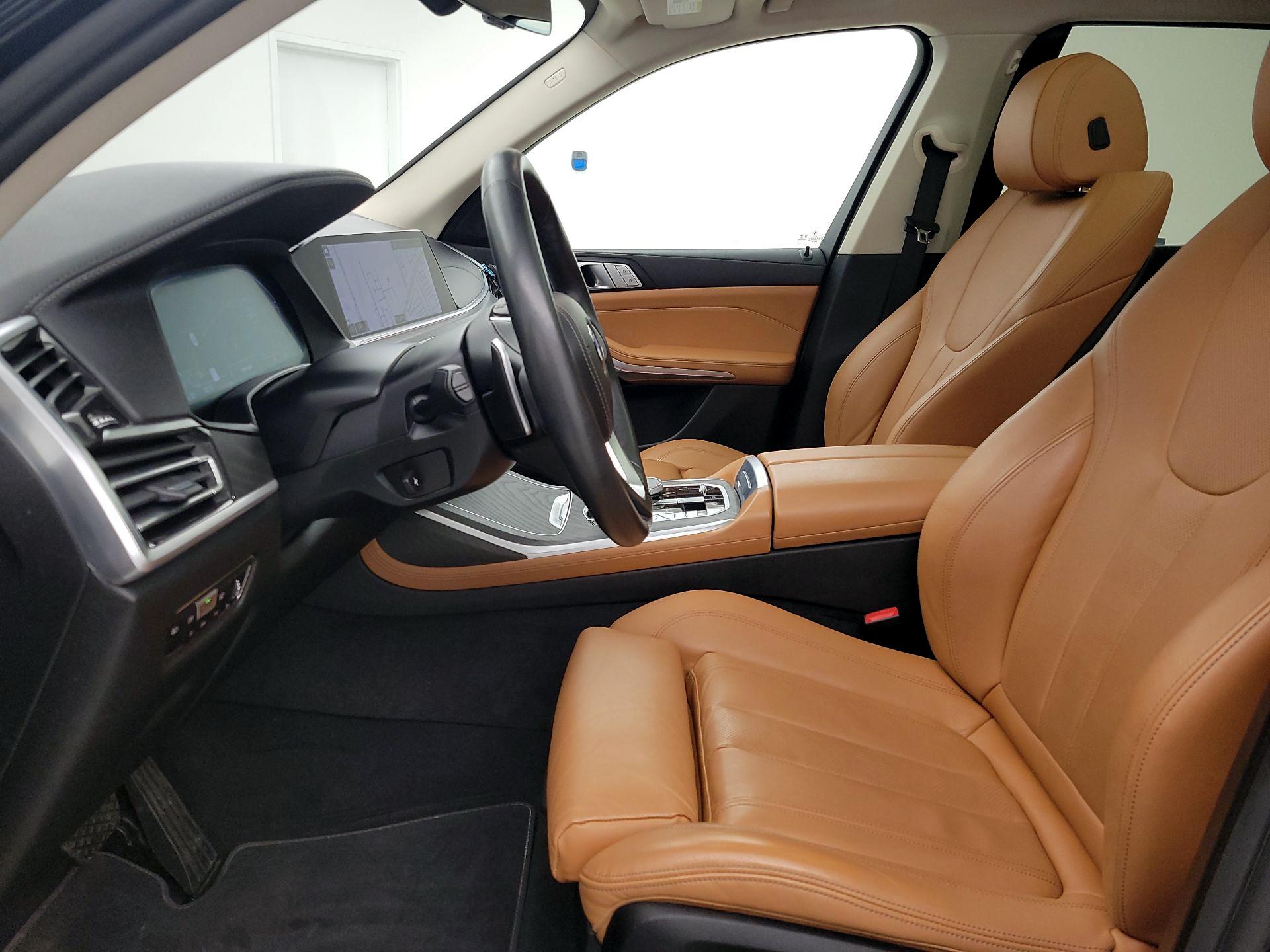 Thumbnail: 2022 BMW X7 - 11