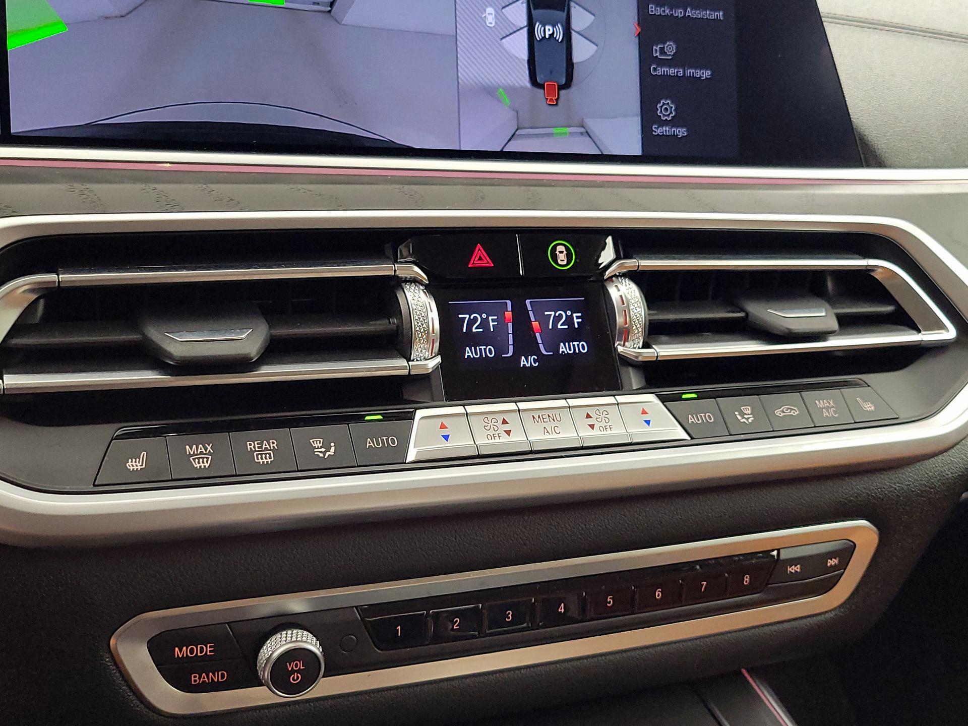 Thumbnail: 2022 BMW X7 - 17