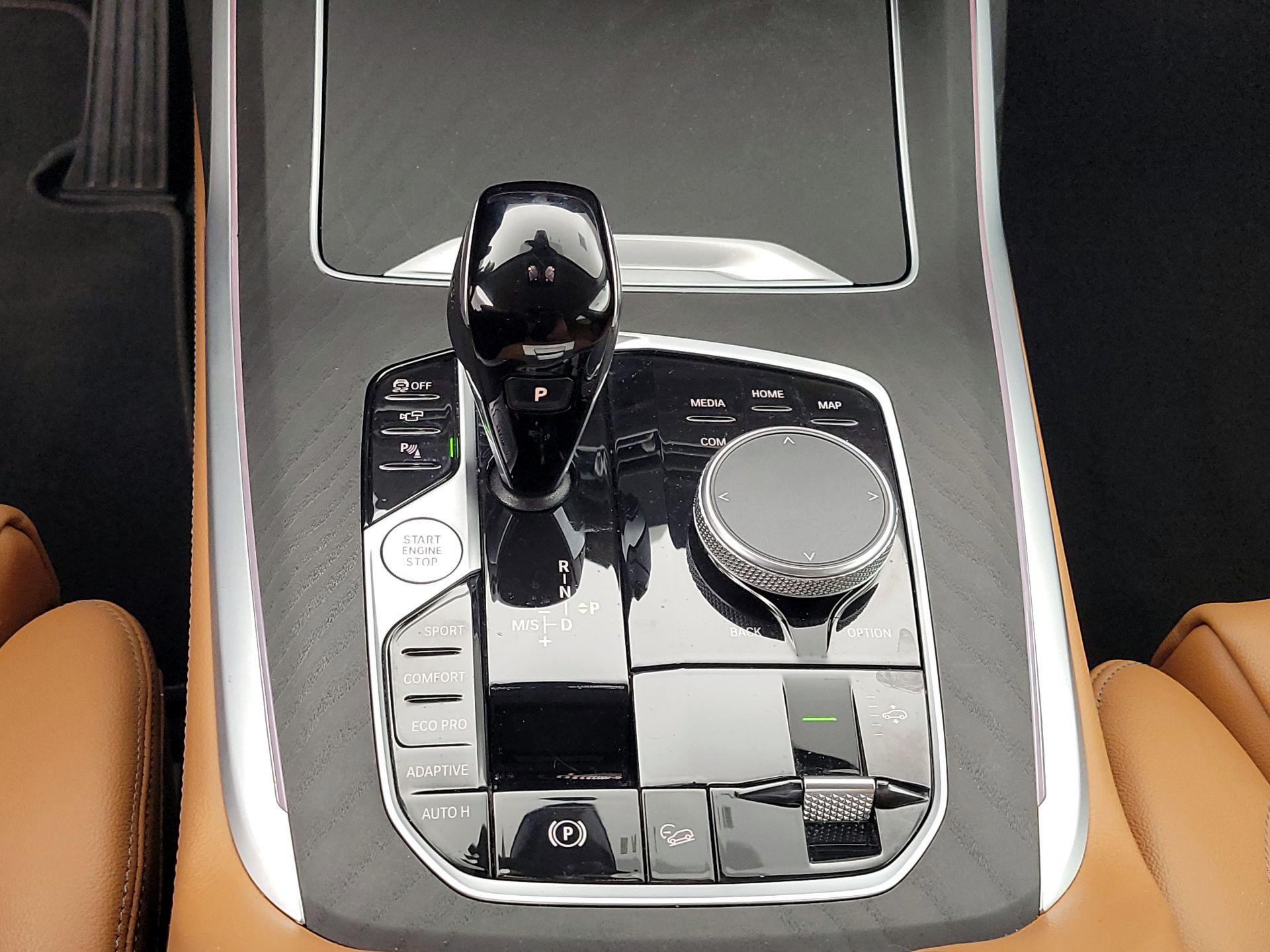 Thumbnail: 2022 BMW X7 - 18