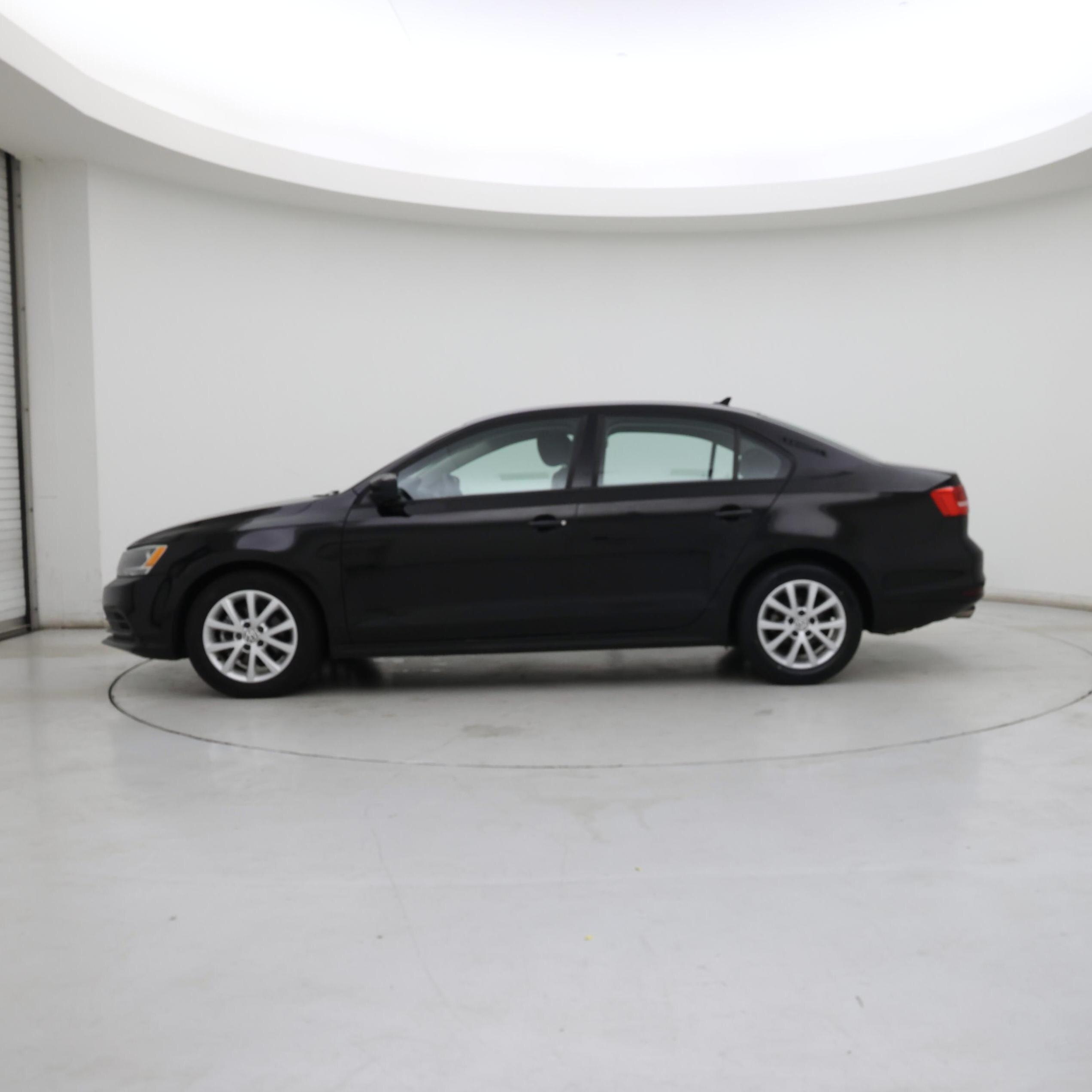 Thumbnail: 2015 Volkswagen Jetta - 3