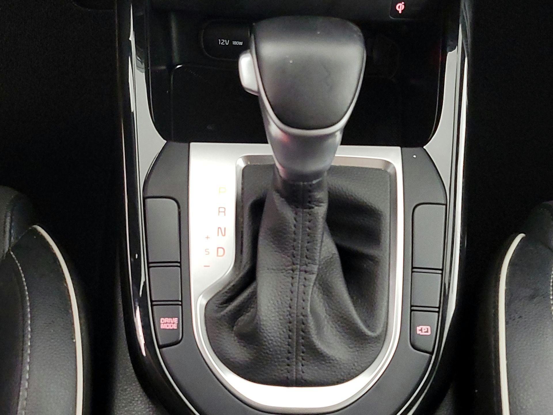 Thumbnail: 2022 Kia Forte - 18