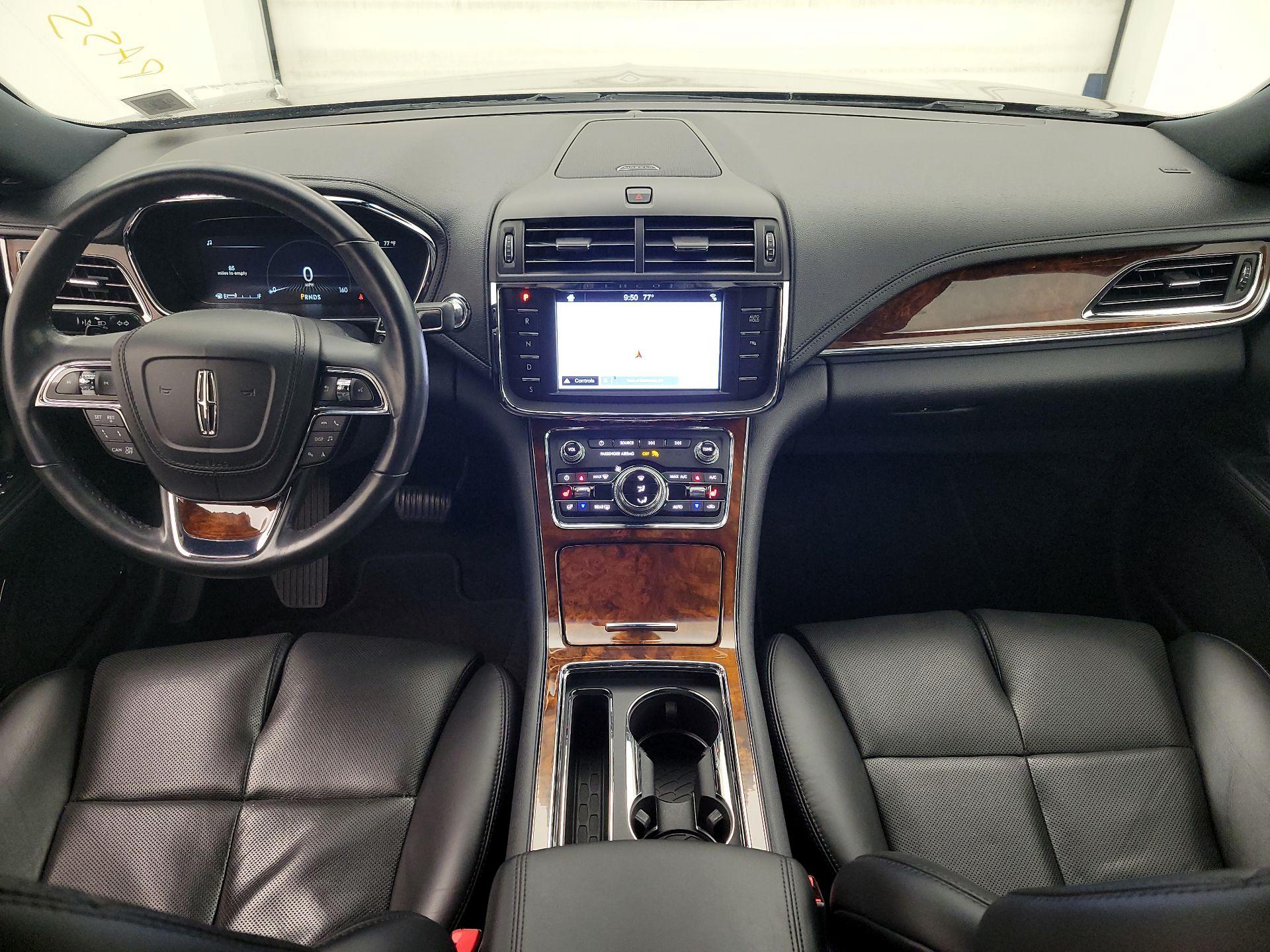 Thumbnail: 2019 Lincoln Continental - 9