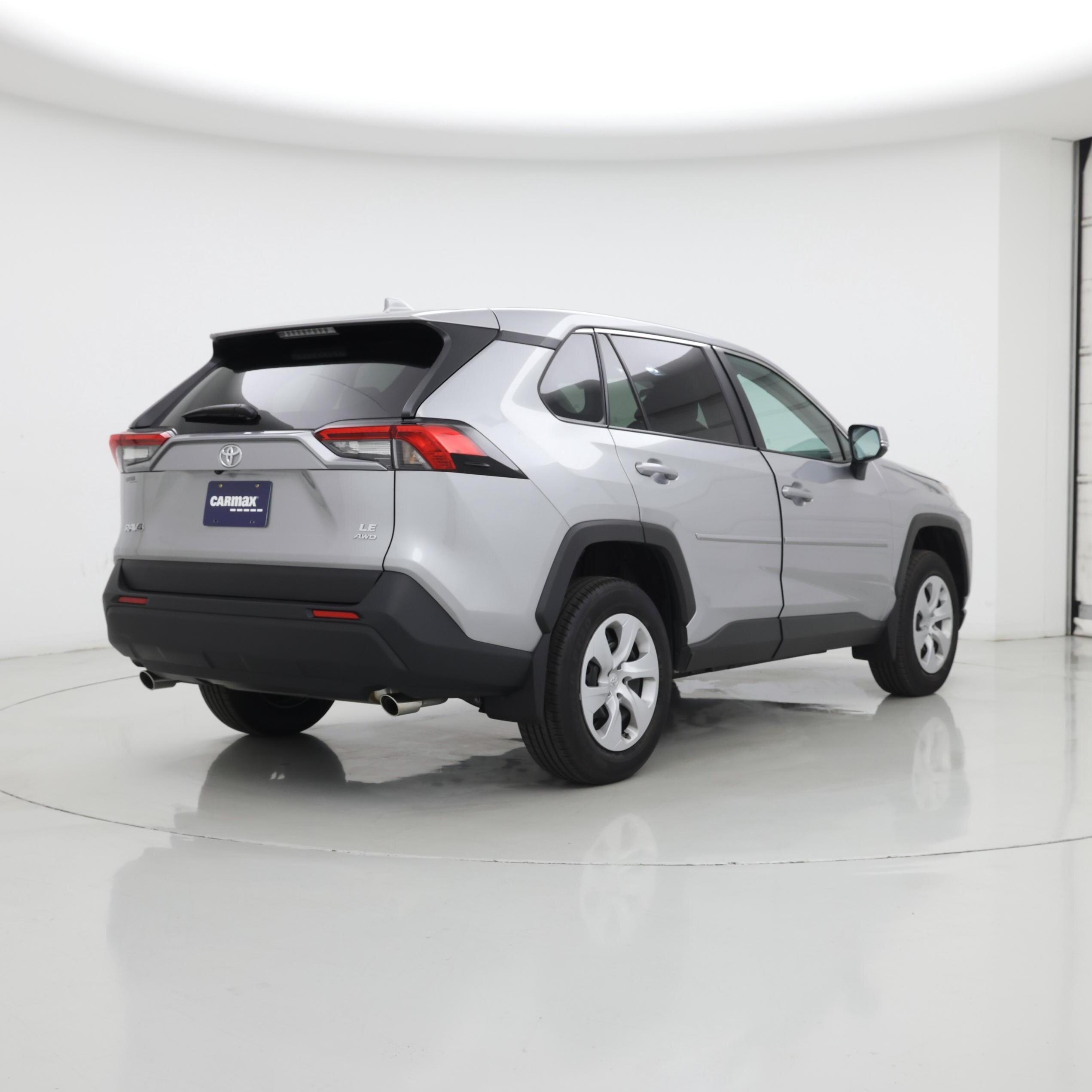 Thumbnail: 2024 Toyota RAV4 - 8